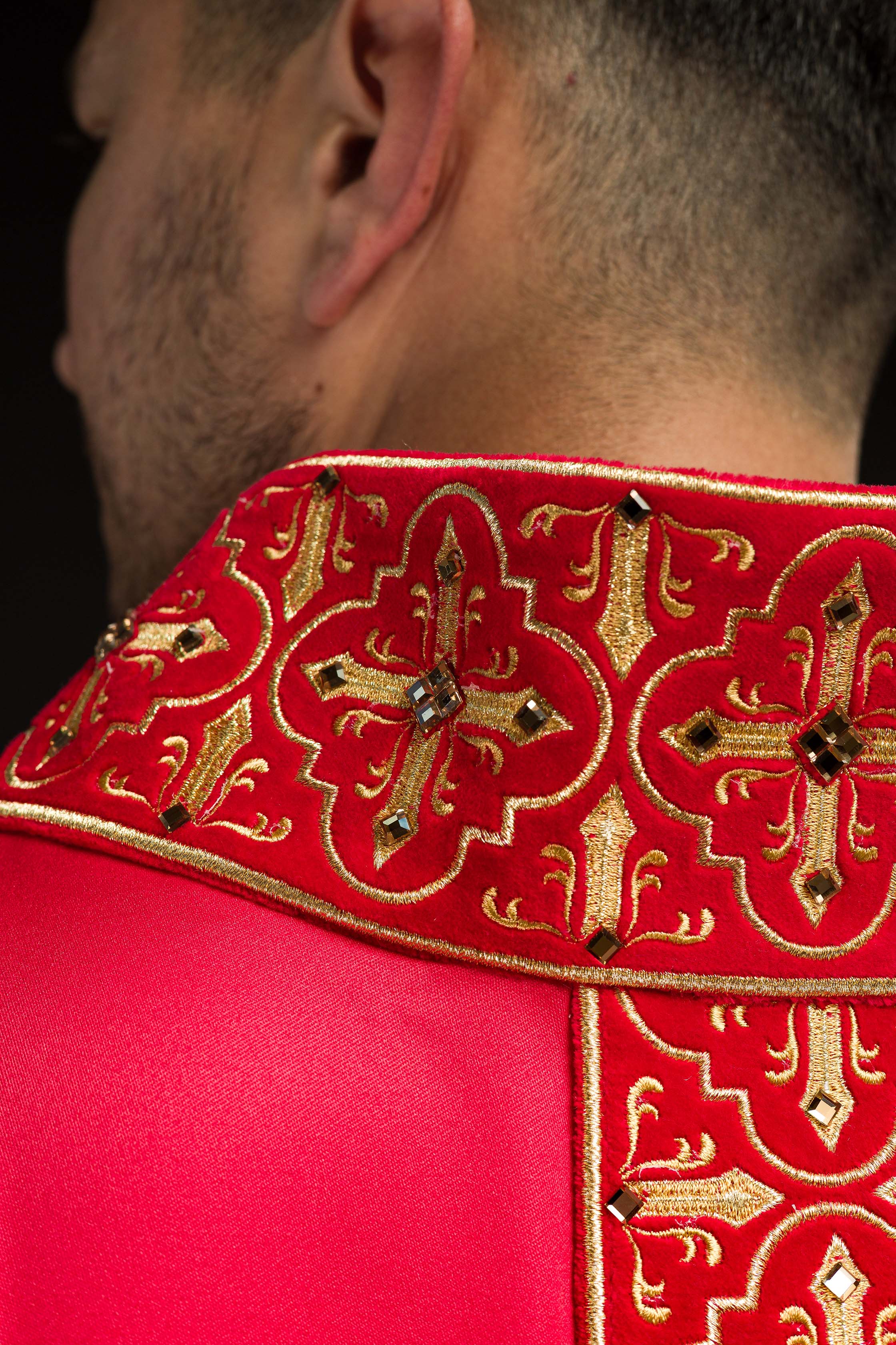 Red chasuble finished with 500 red faceted stones - CHASUBLES.COM