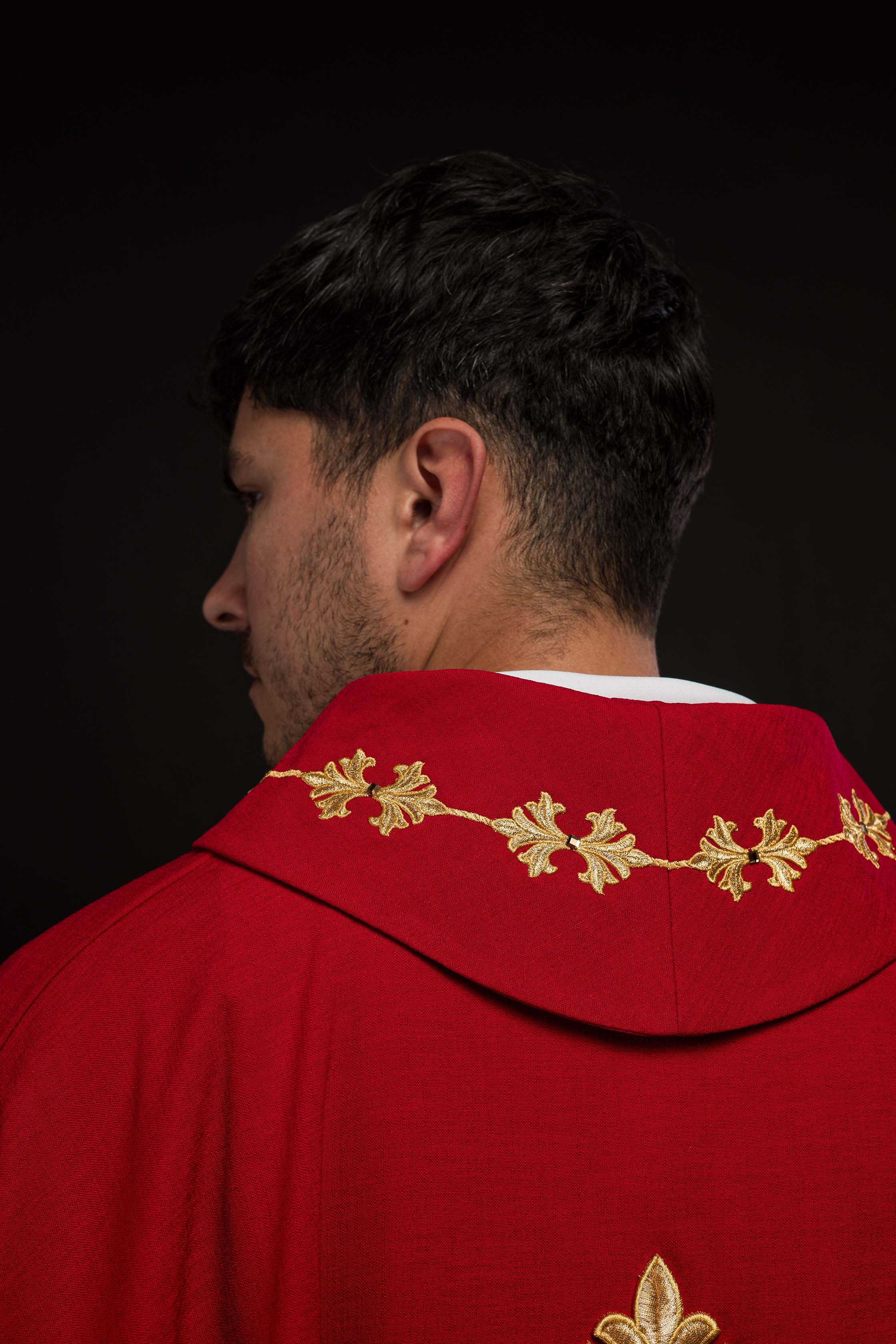 Chasuble embroidered with cord and stones - CHASUBLES.COM