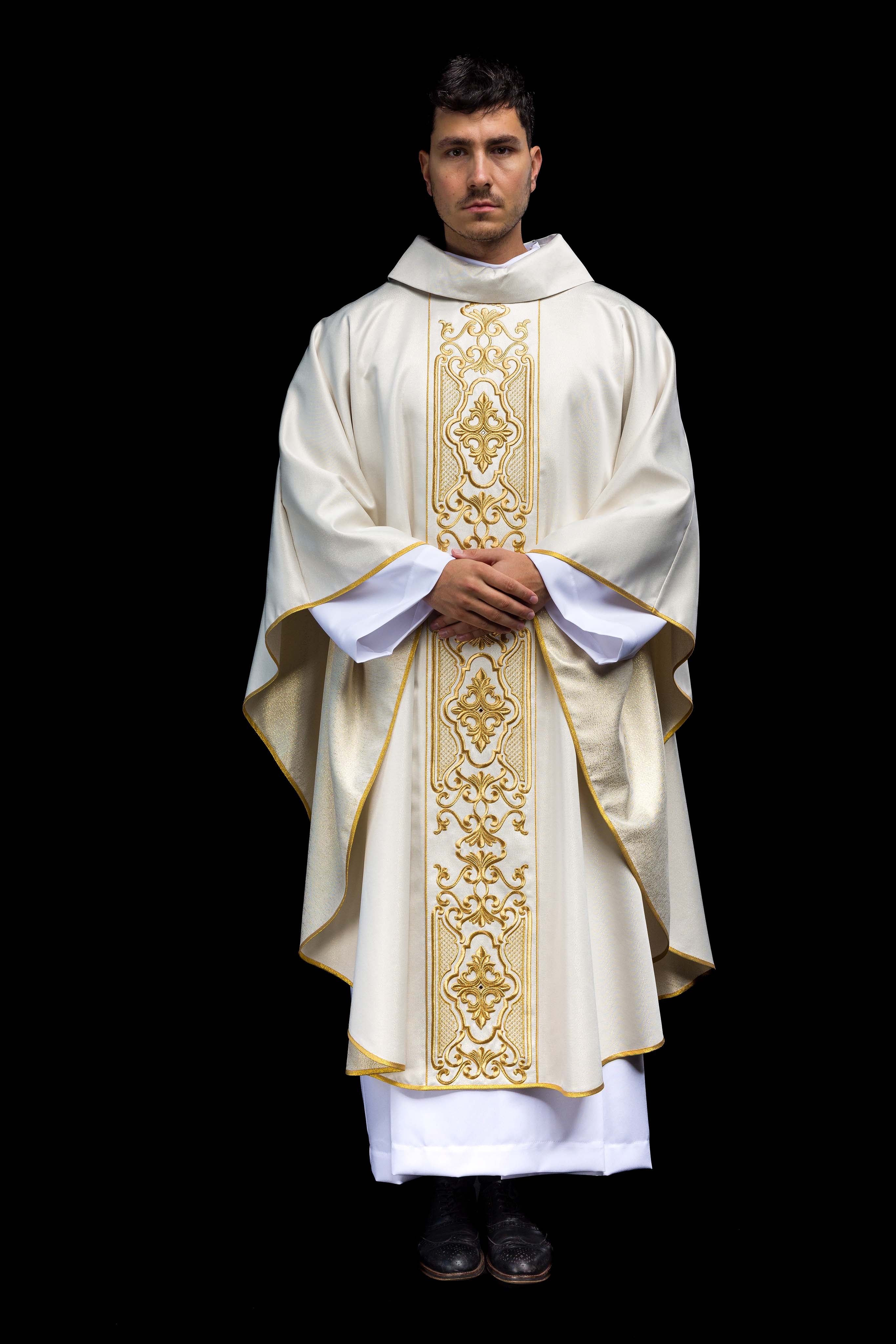 Chasuble made of shiny fabric with rich gold embroidery at the waist