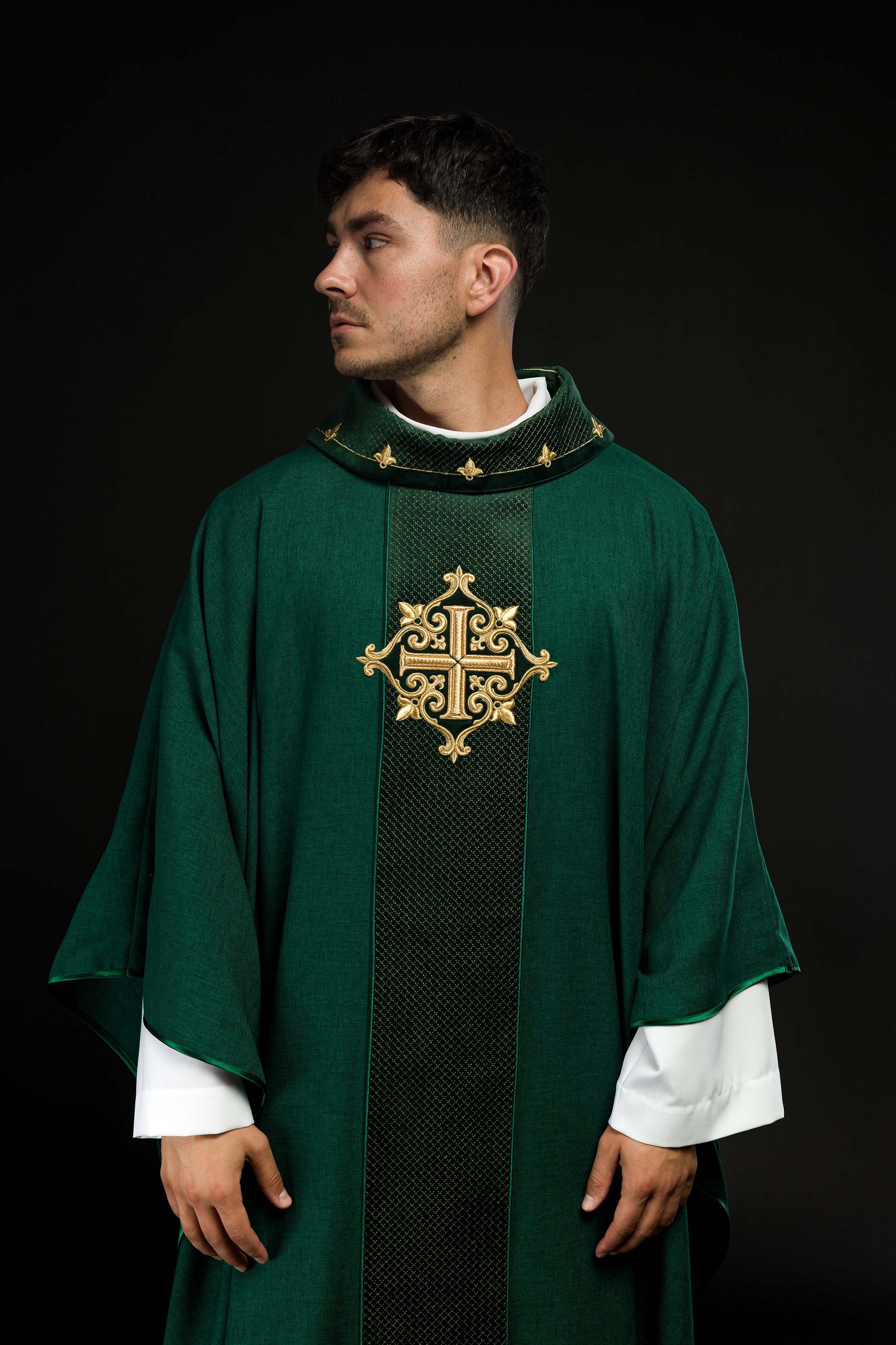 Chasuble embroidered with Green Cross - CHASUBLES.COM