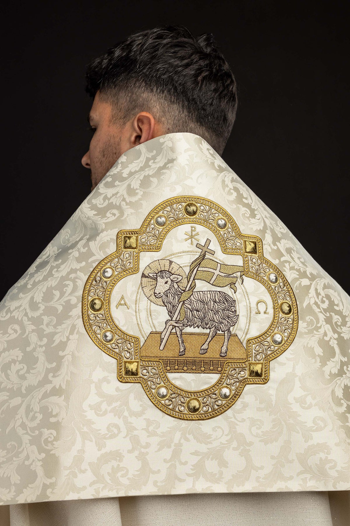 Humeral Veil with Embroidered Paschal Lamb on Jacquard Fabric