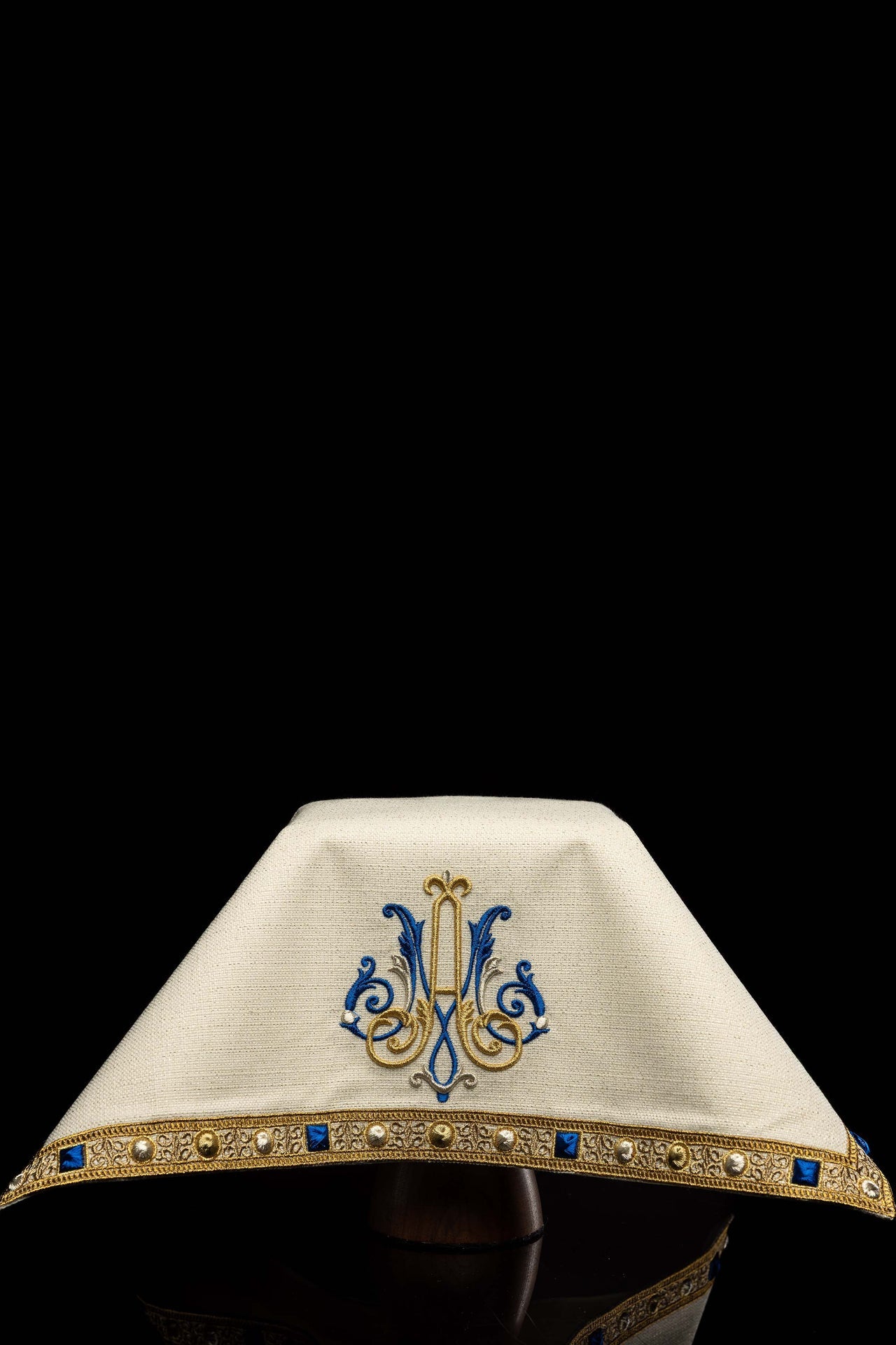 Ecru Chalice Veil with Marian Embroidery