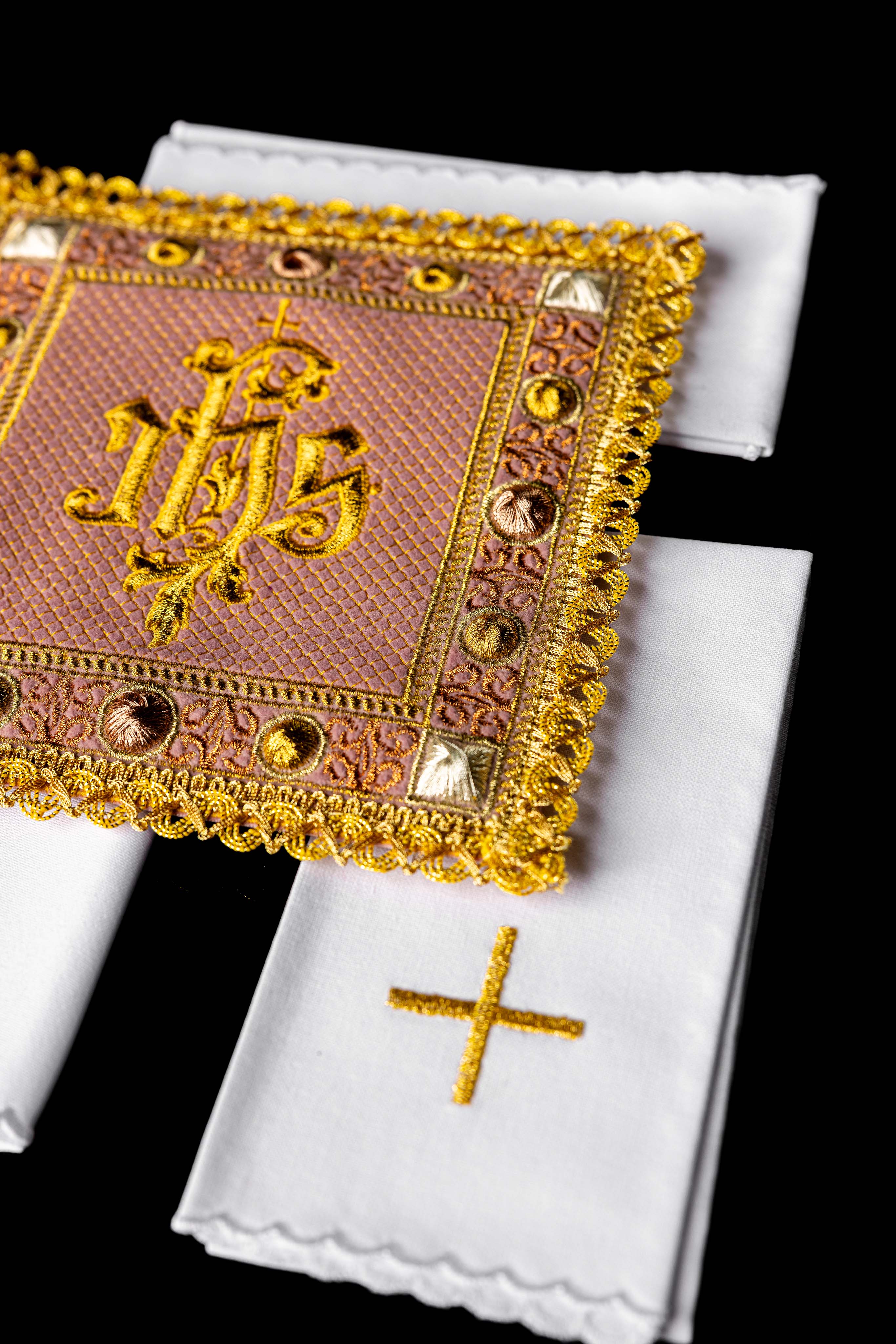 Velvet Altar Linens in pink with embroidered IHS symbol - CHASUBLES.COM