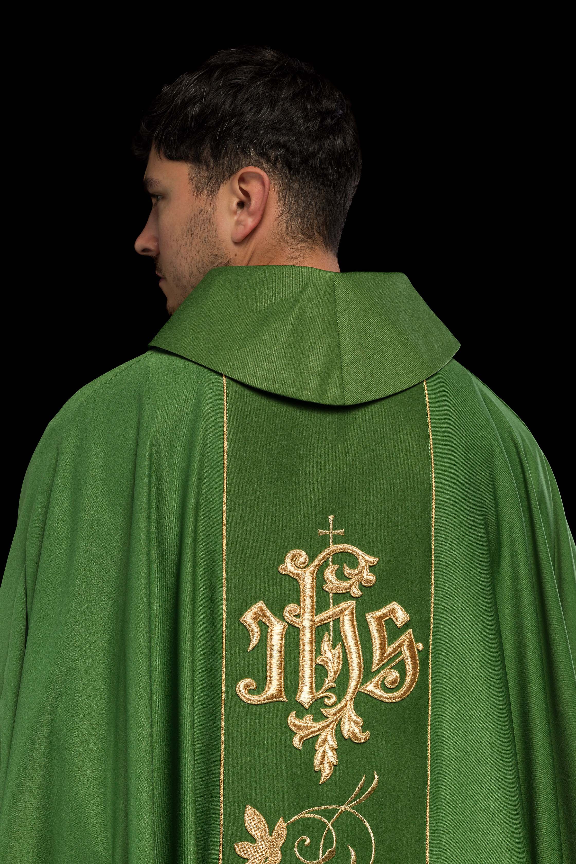 Green classic JHS embroidered chasuble - CHASUBLES.COM