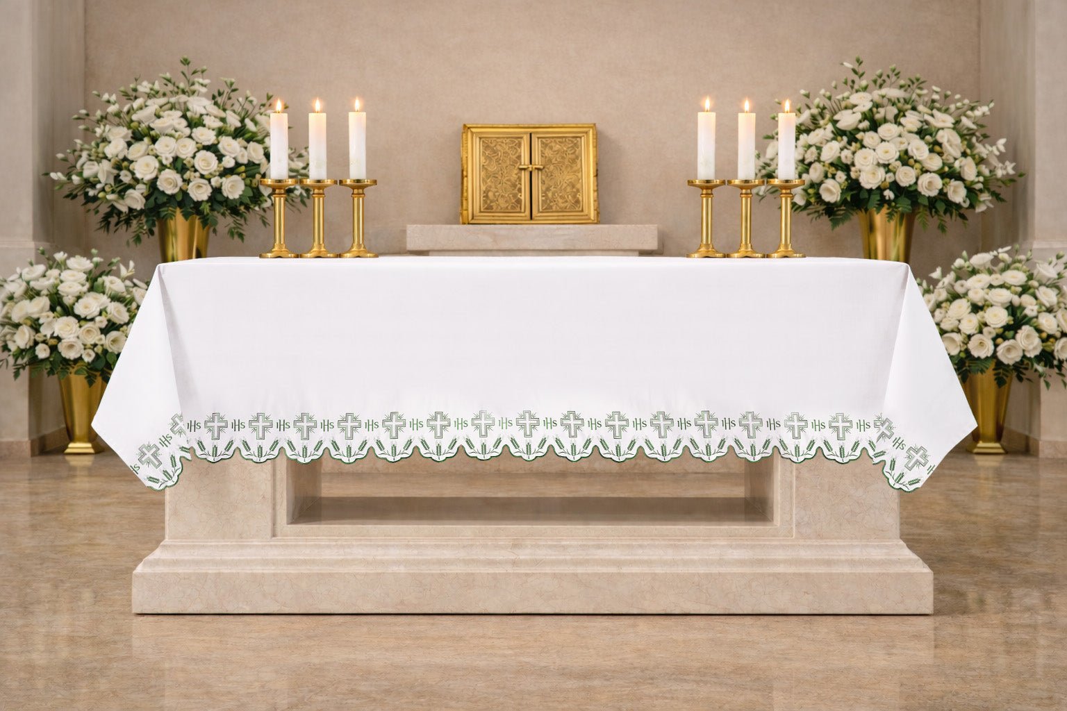 Altar cloth with embroidered green crosses and decorative edging KOO/040/C4 150*300 - CHASUBLES.COM