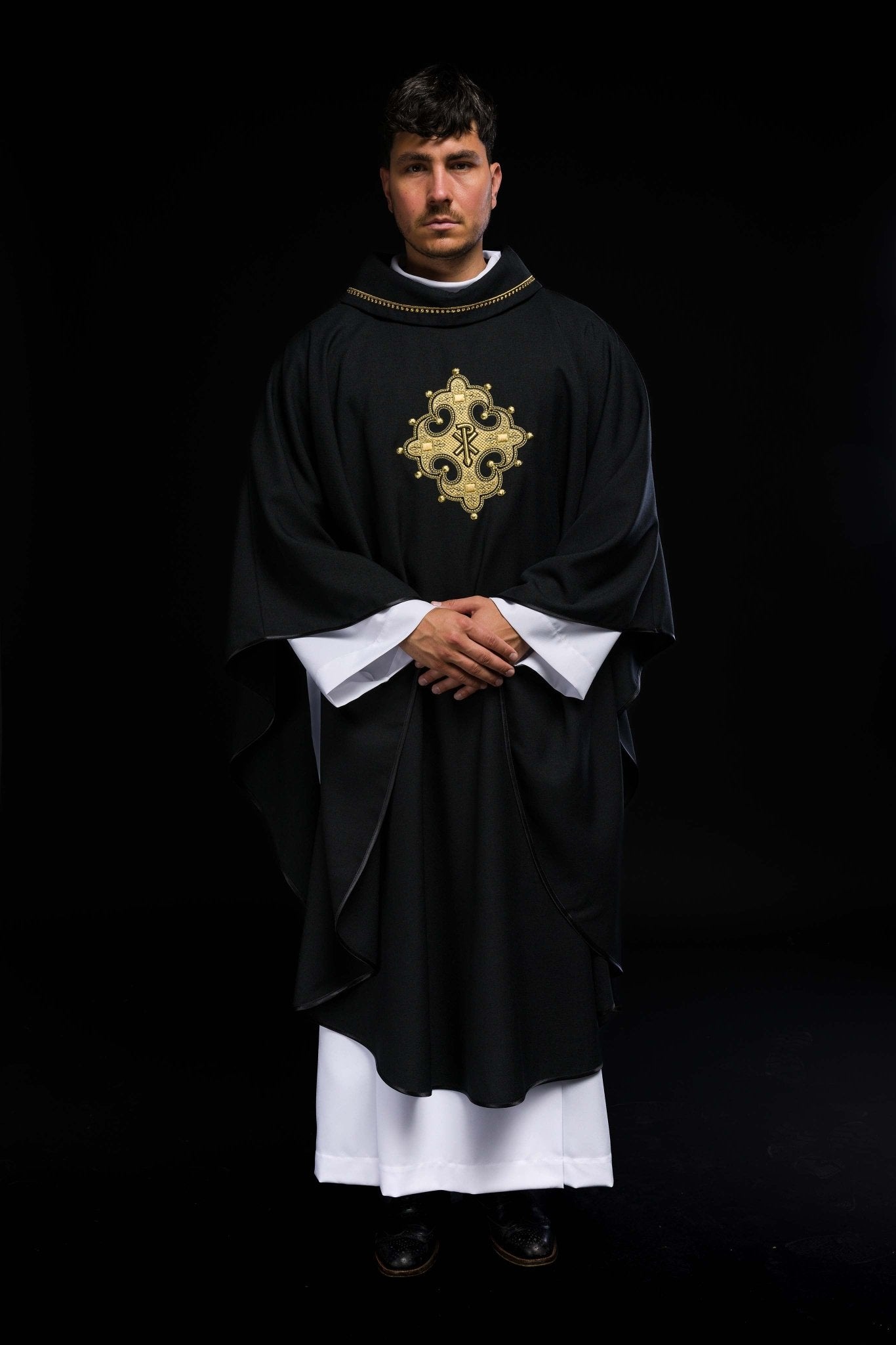 Black chasuble with gold PAX symbol S - 7065 - 07 - 70 - HAFTINAUSA.COM