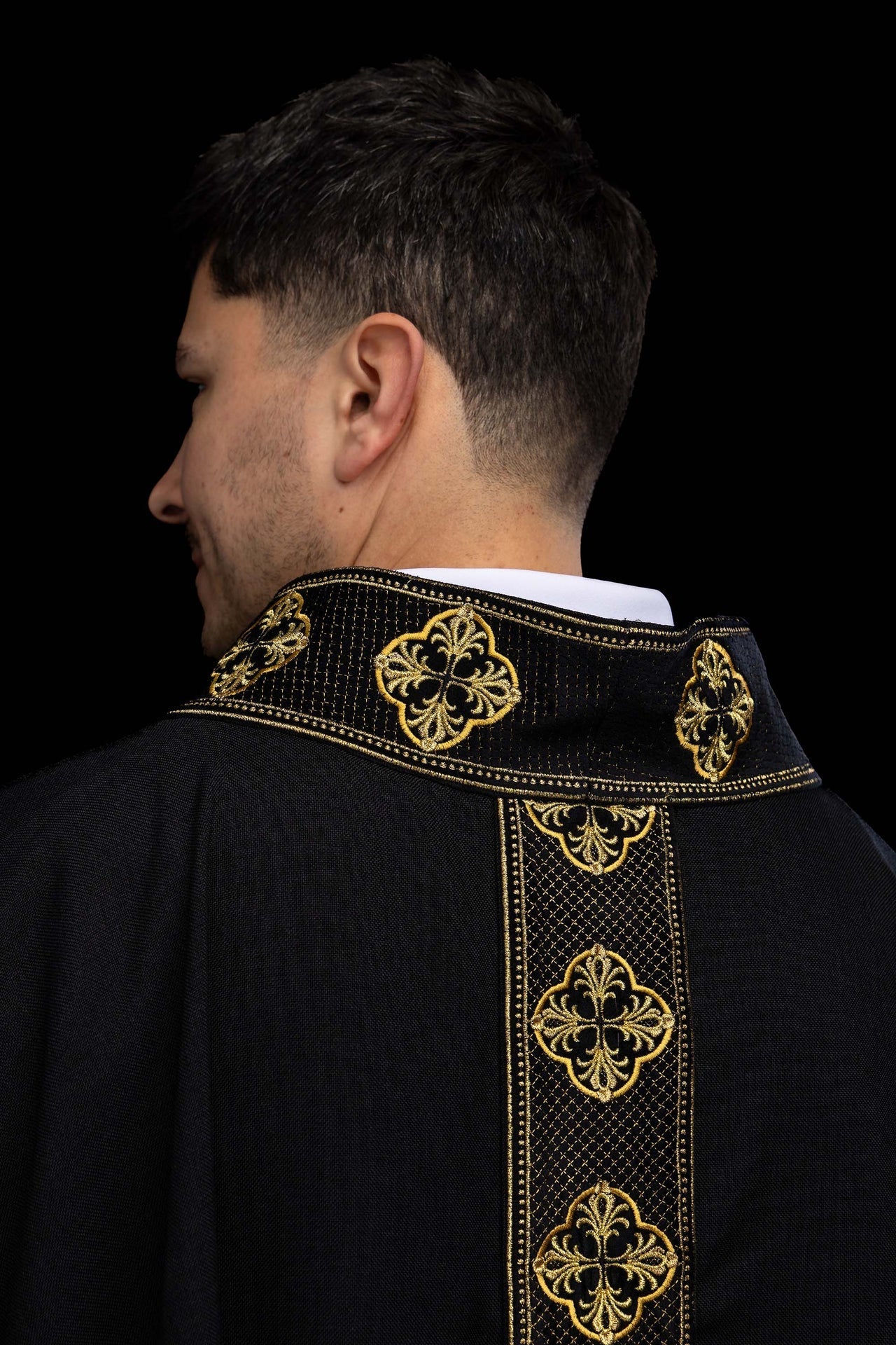 Black liturgical chasuble with an embroidered orphrey and a cross - patterned collar S-7069-07-70 - CHASUBLES.COM