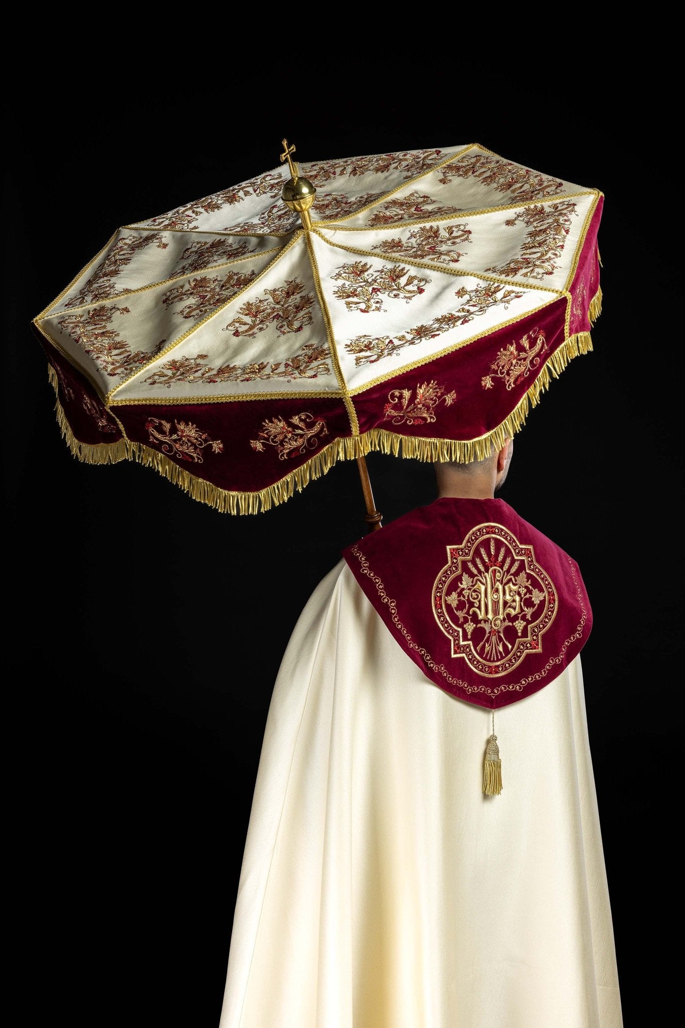 Burgundy Processional Umbrella (Ombrellino) Velvet Gold Embroidery 39 in KPP/006/05/20/PA - CHASUBLES.COM