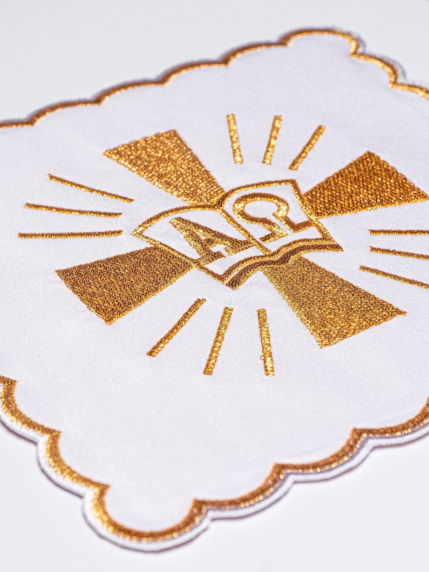 Chalice Linens Cross and Alpha Omega KK/006 - HAFTINAUSA.COM