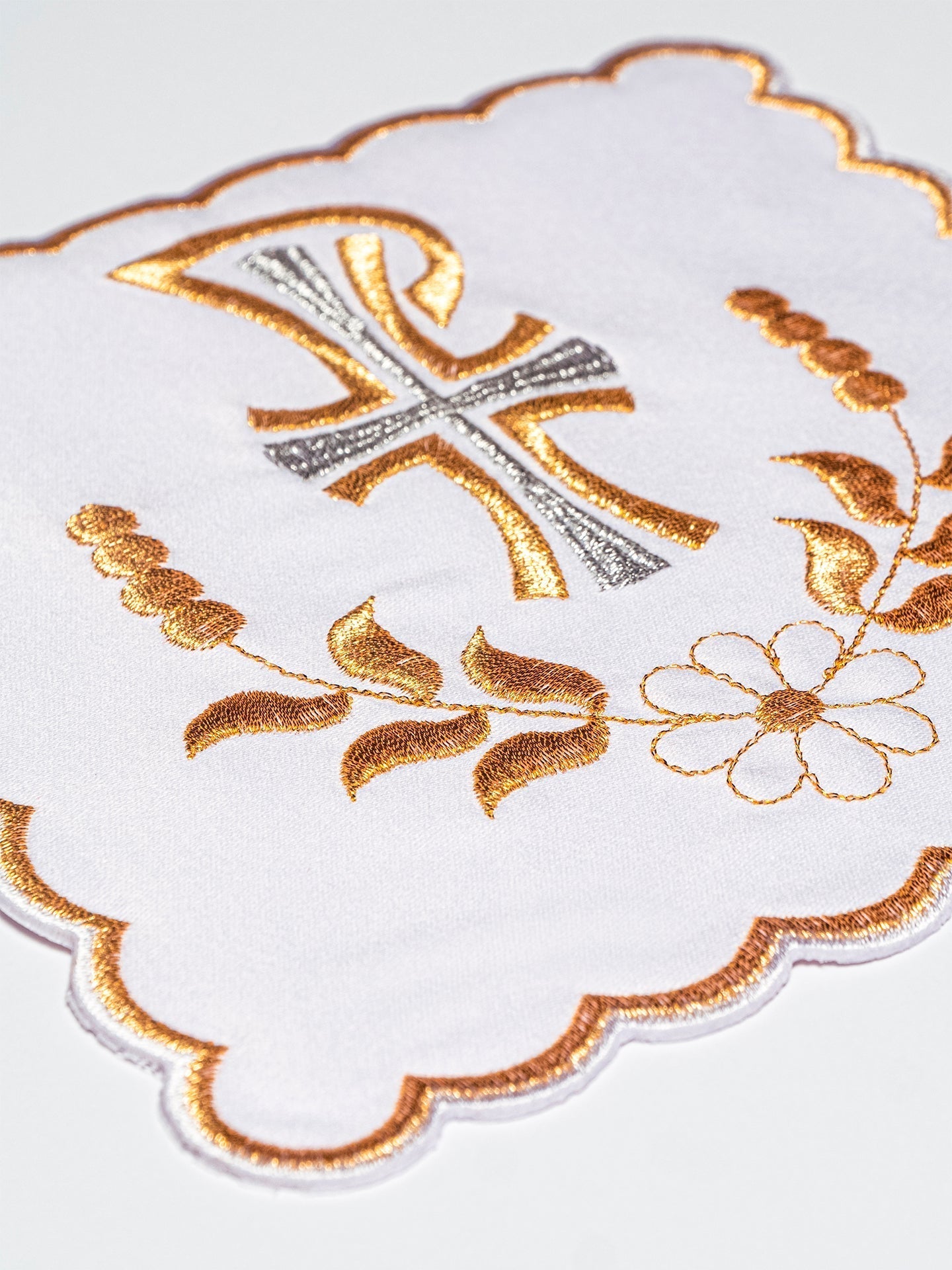 Chalice Linens Embroidered with PAX Motif KK/073 - HAFTINAUSA.COM