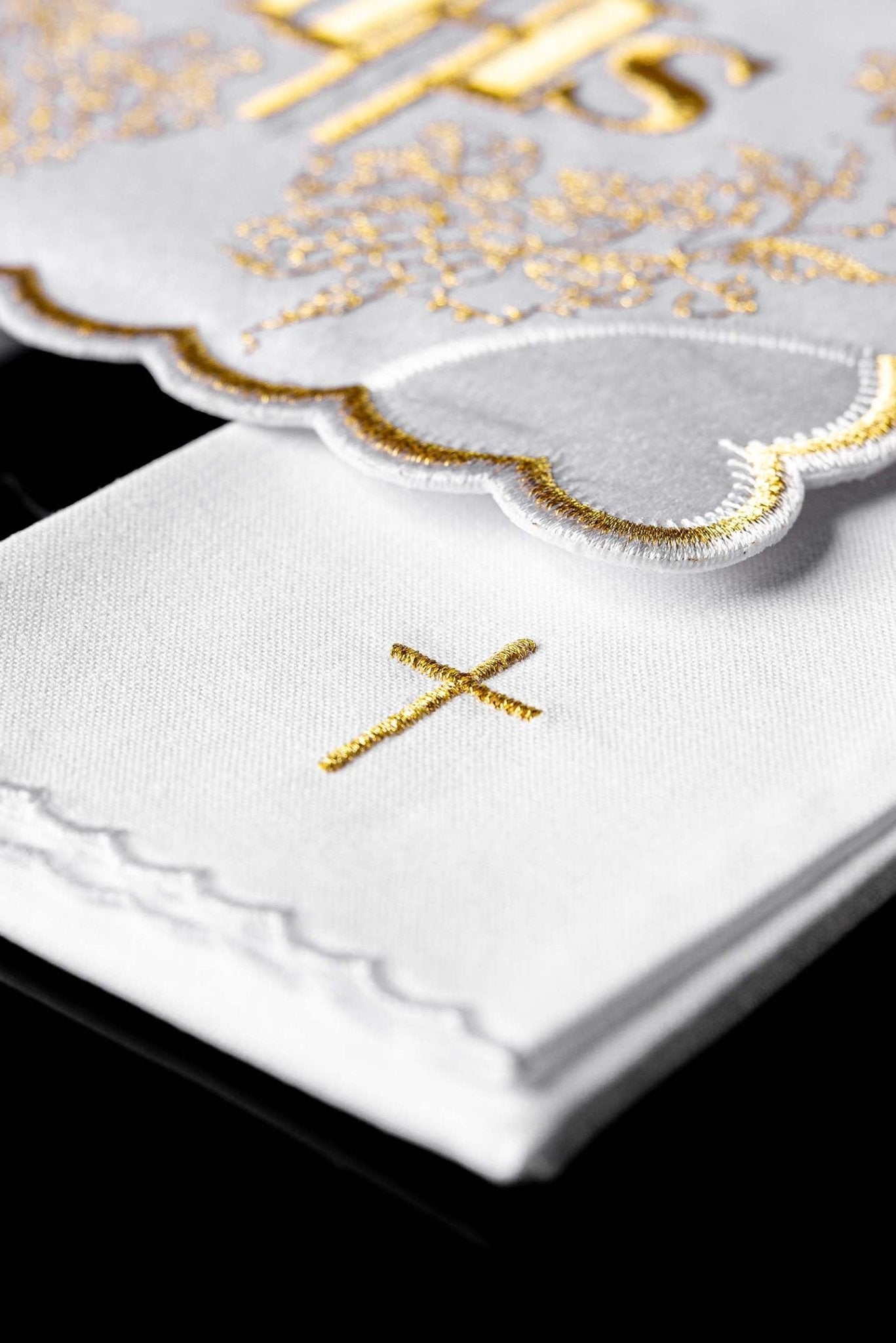 Chalice linens set made from cotton with gold cross and heart embroidery KK/156/04 - CHASUBLES.COM