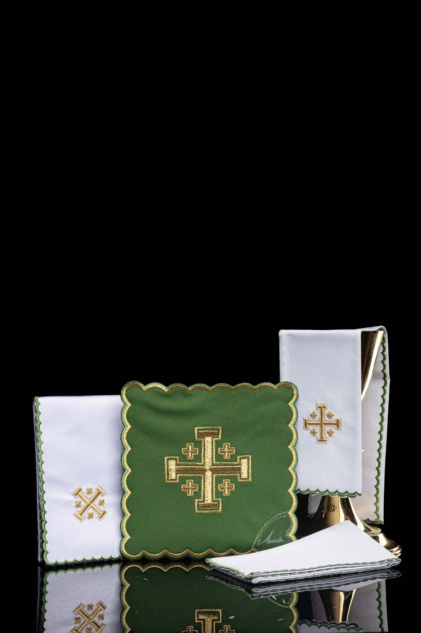 Chalice Linens with Cross Motif KK/030/01 - CHASUBLES.COM