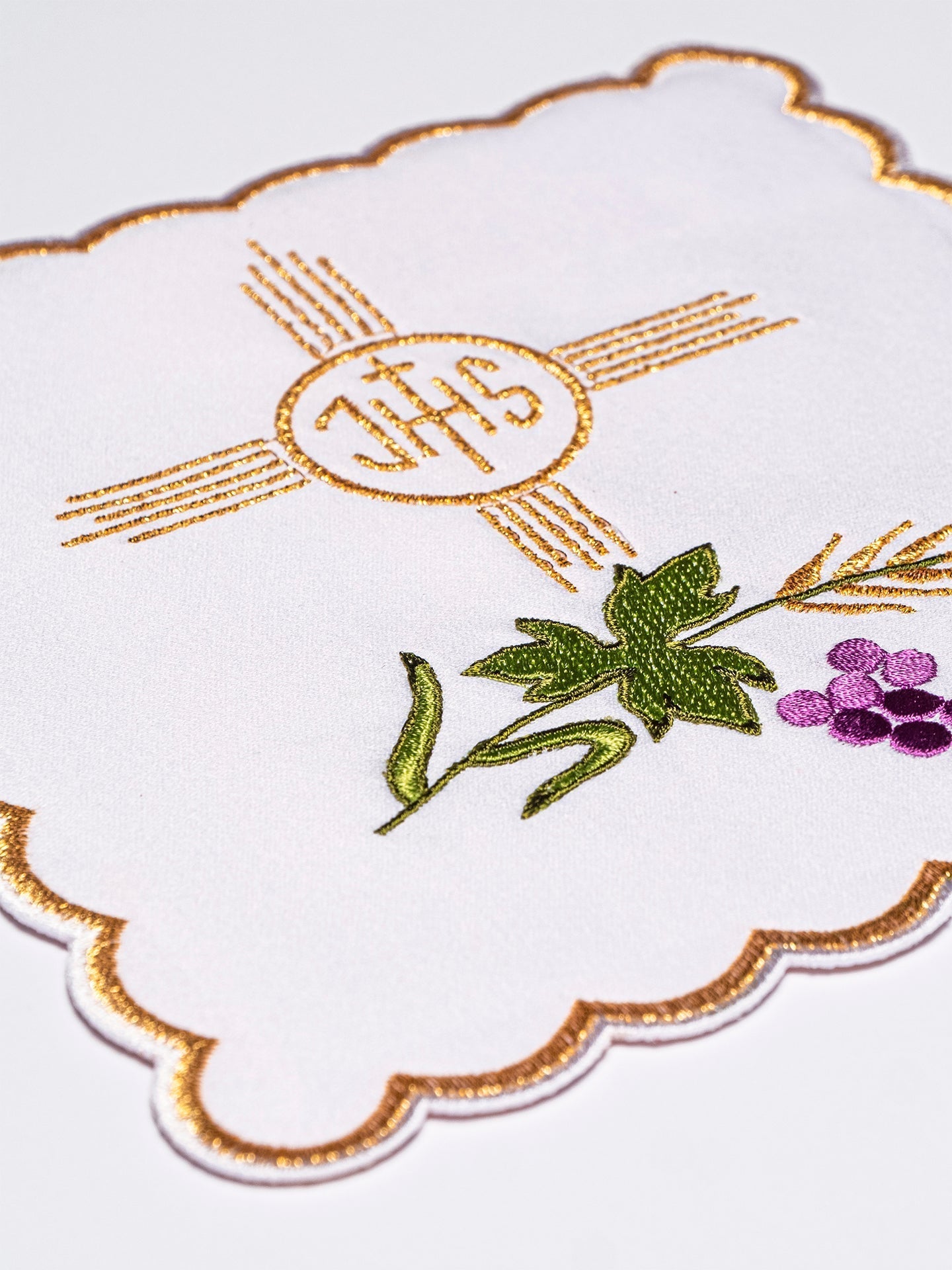 Chalice Linens with Cross Motif KK/012 - HAFTINAUSA.COM