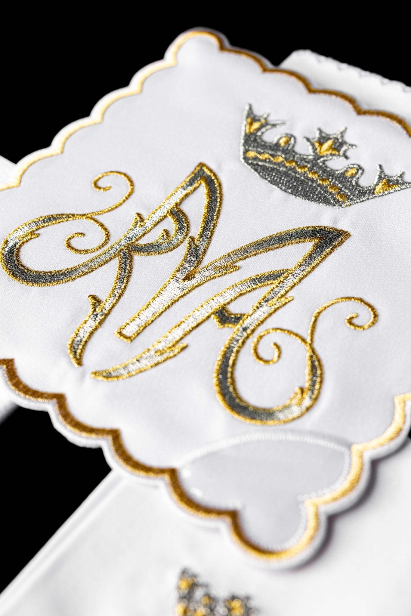 Chalice Linens with gold and silver Marian Embroidery KK/003/C2 - CHASUBLES.COM