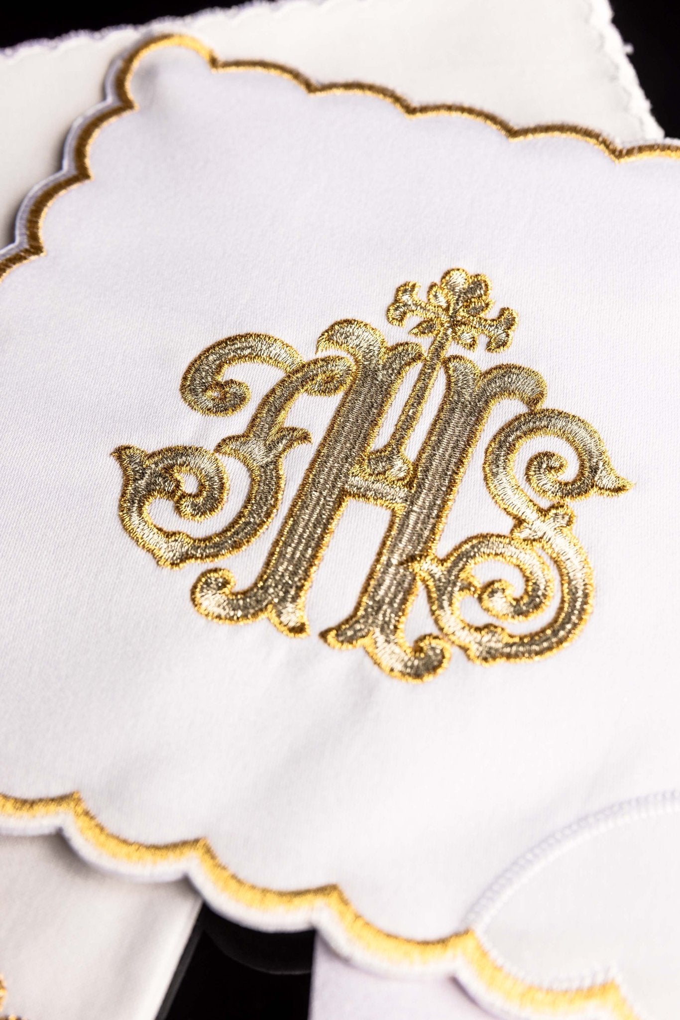Chalice Linens with Golden IHS Embroidery KK/072/04 - CHASUBLES.COM