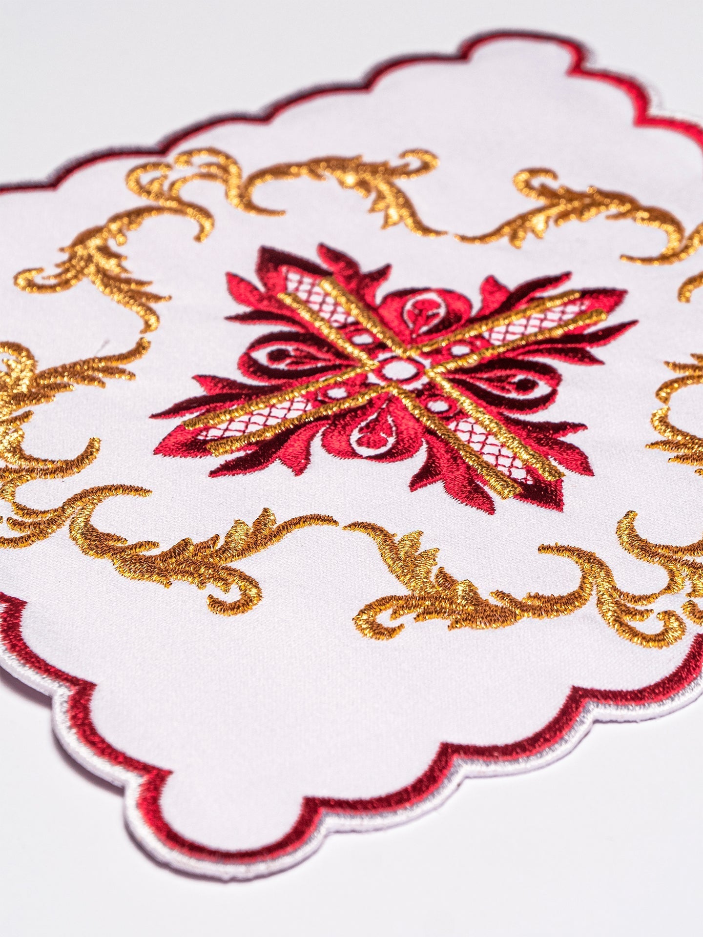 Chalice Linens with red embroidery KK/159/04 BIAŁY - HAFTINAUSA.COM