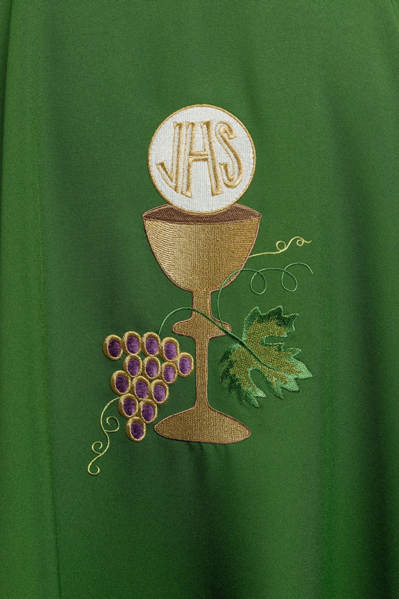 Chasuble Chalice Cross and Grapes in green KOR/208/01/12 ZIELONY - CHASUBLES.COM