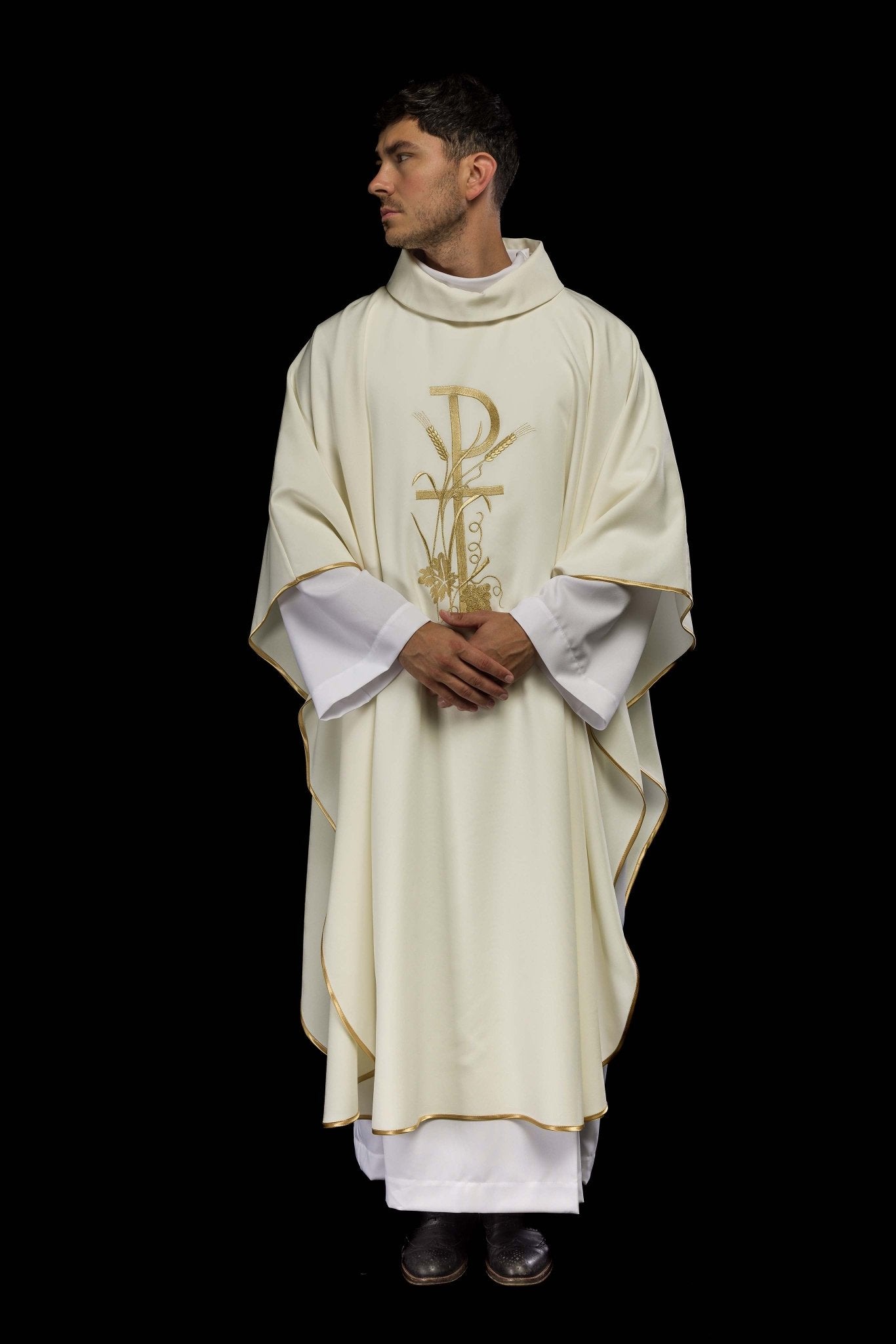 Chasuble embroidered in ecru KOR/026/05/12 ECRU - CHASUBLES.COM