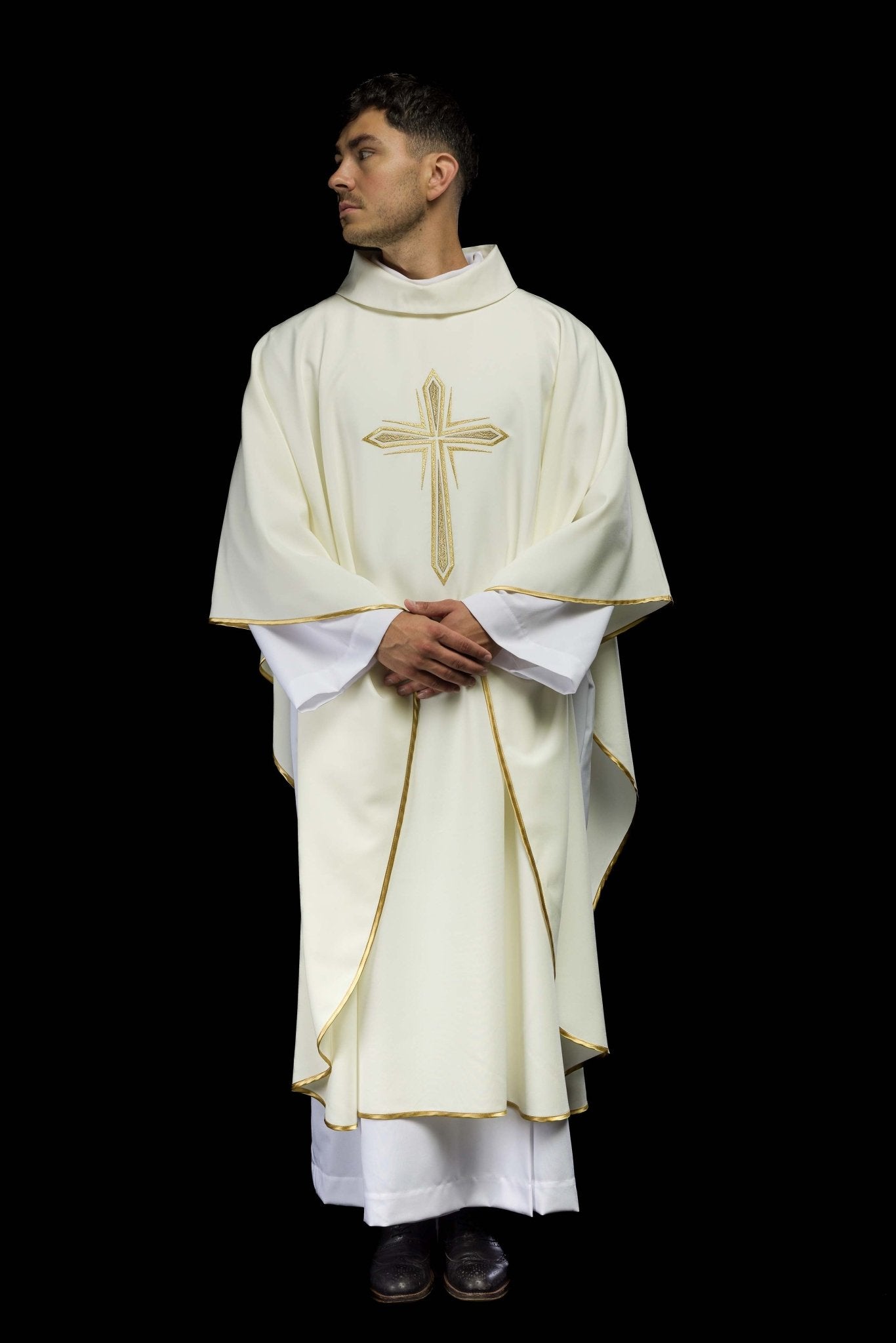 Chasuble embroidered with cross motif in ecru KOR/037/05/12 ECRU - CHASUBLES.COM