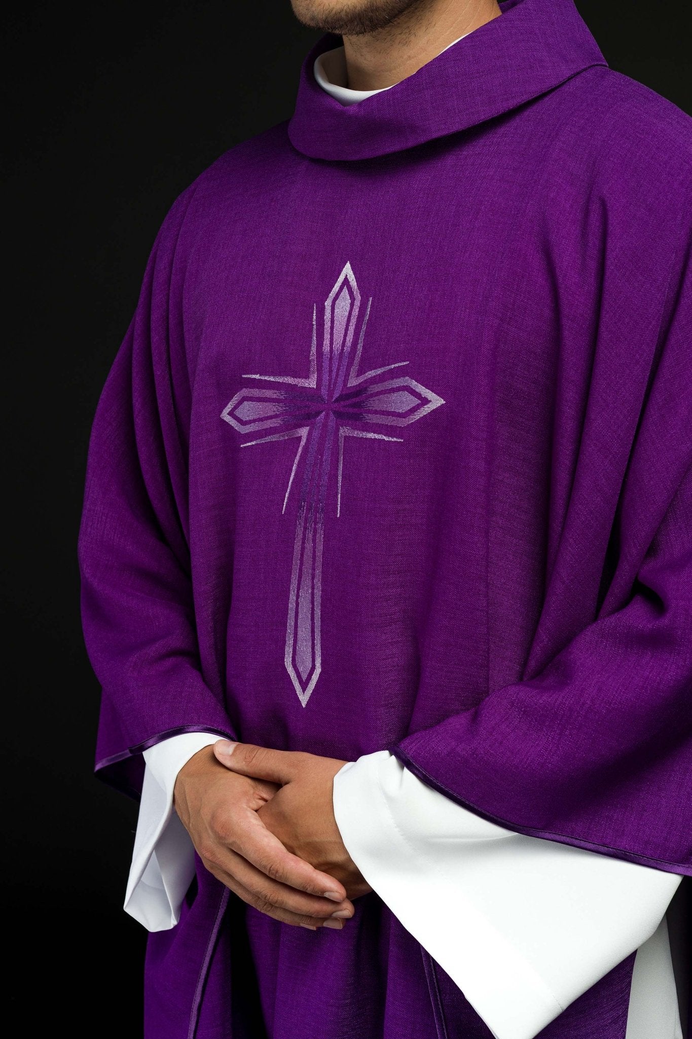 Chasuble embroidered with Green Cross HA7034-03 FIOLET - CHASUBLES.COM