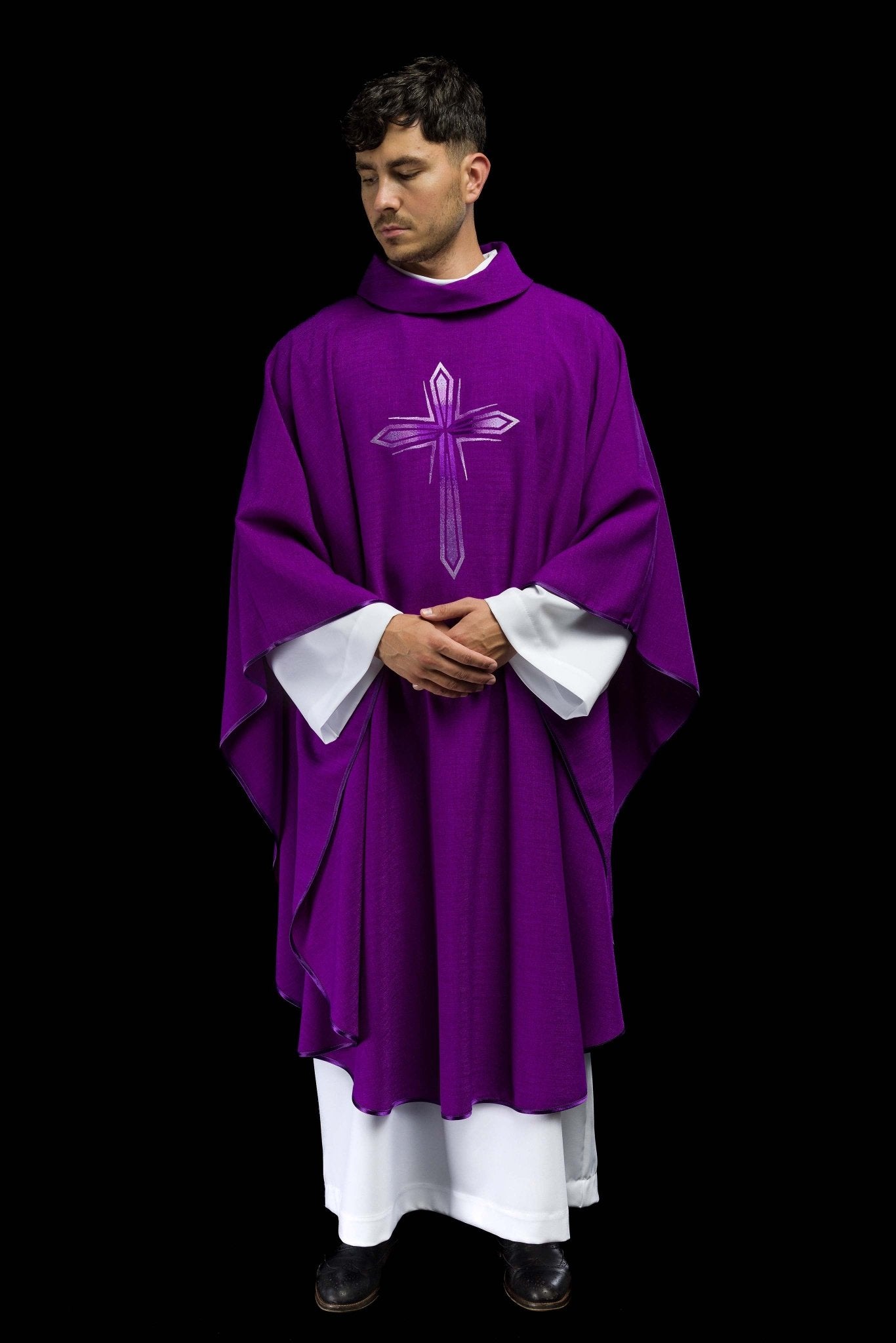 Chasuble embroidered with Green Cross HA7034-03 FIOLET - CHASUBLES.COM