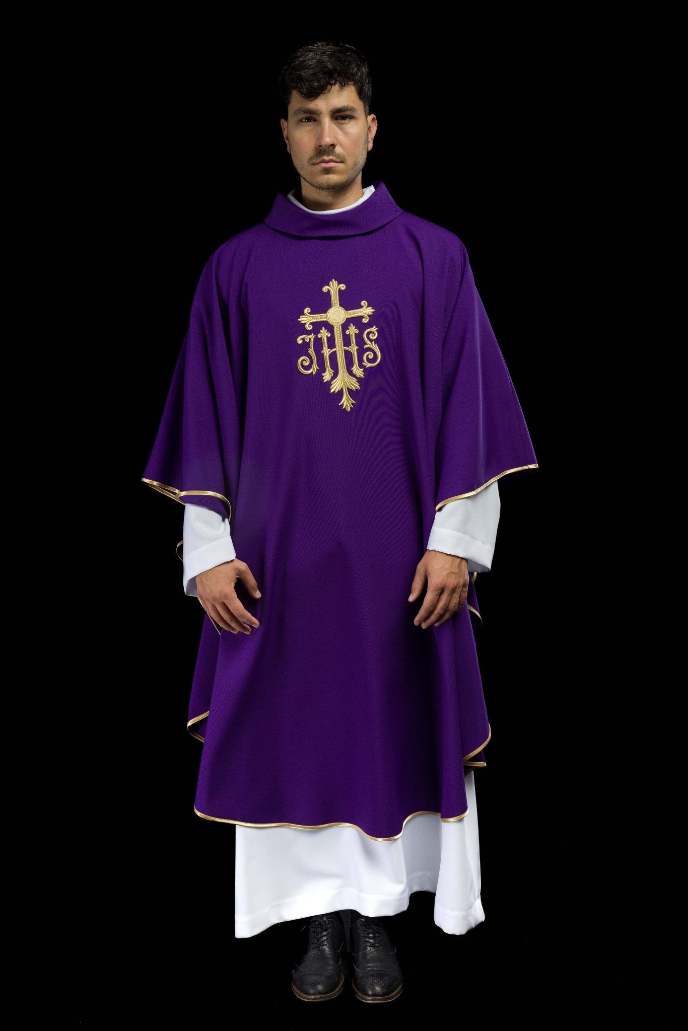 Chasuble embroidered with IHS symbol in purple KOR/255/03/12 - CHASUBLES.COM