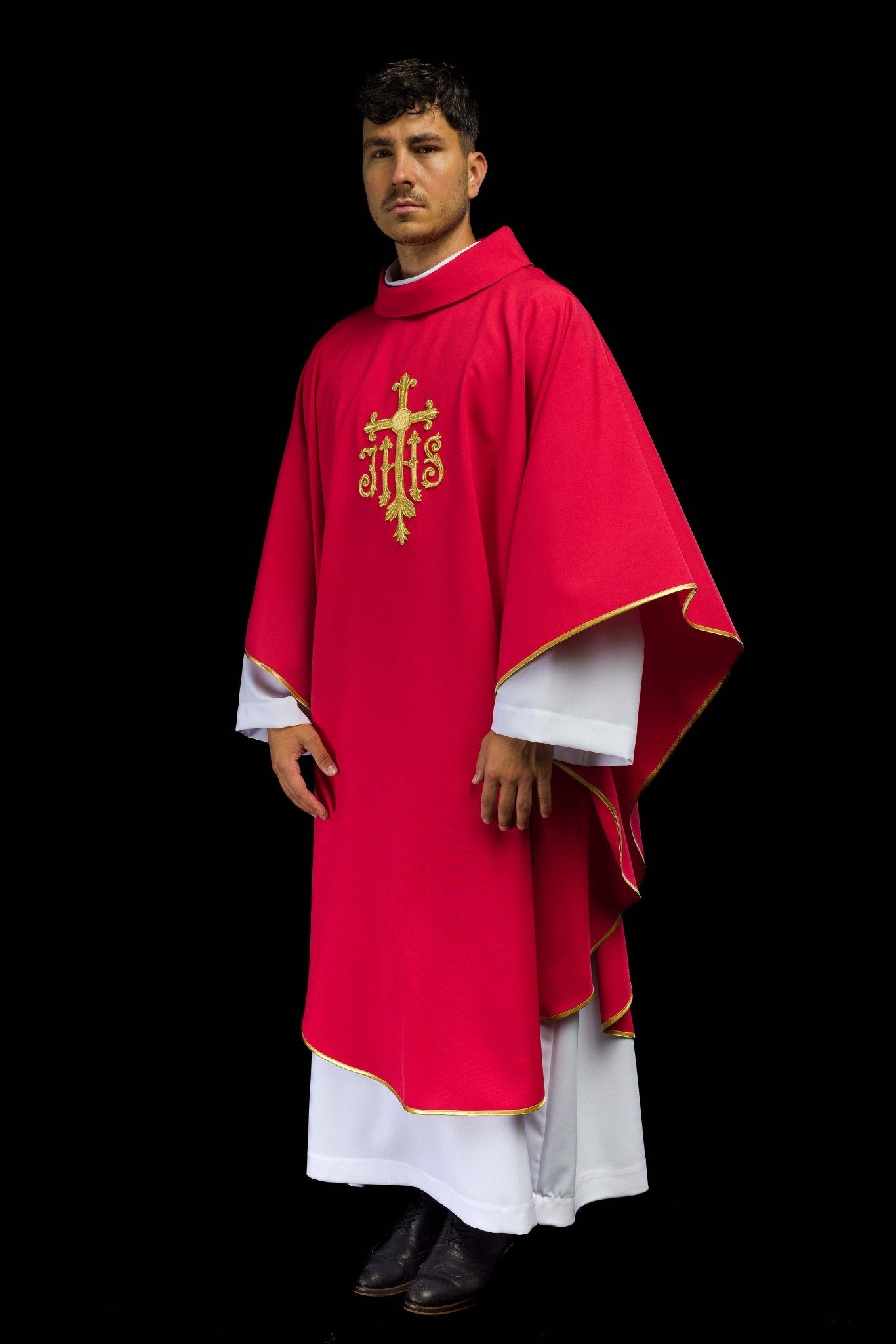 Chasuble embroidered with IHS symbol in red KOR/255/02/12 - CHASUBLES.COM
