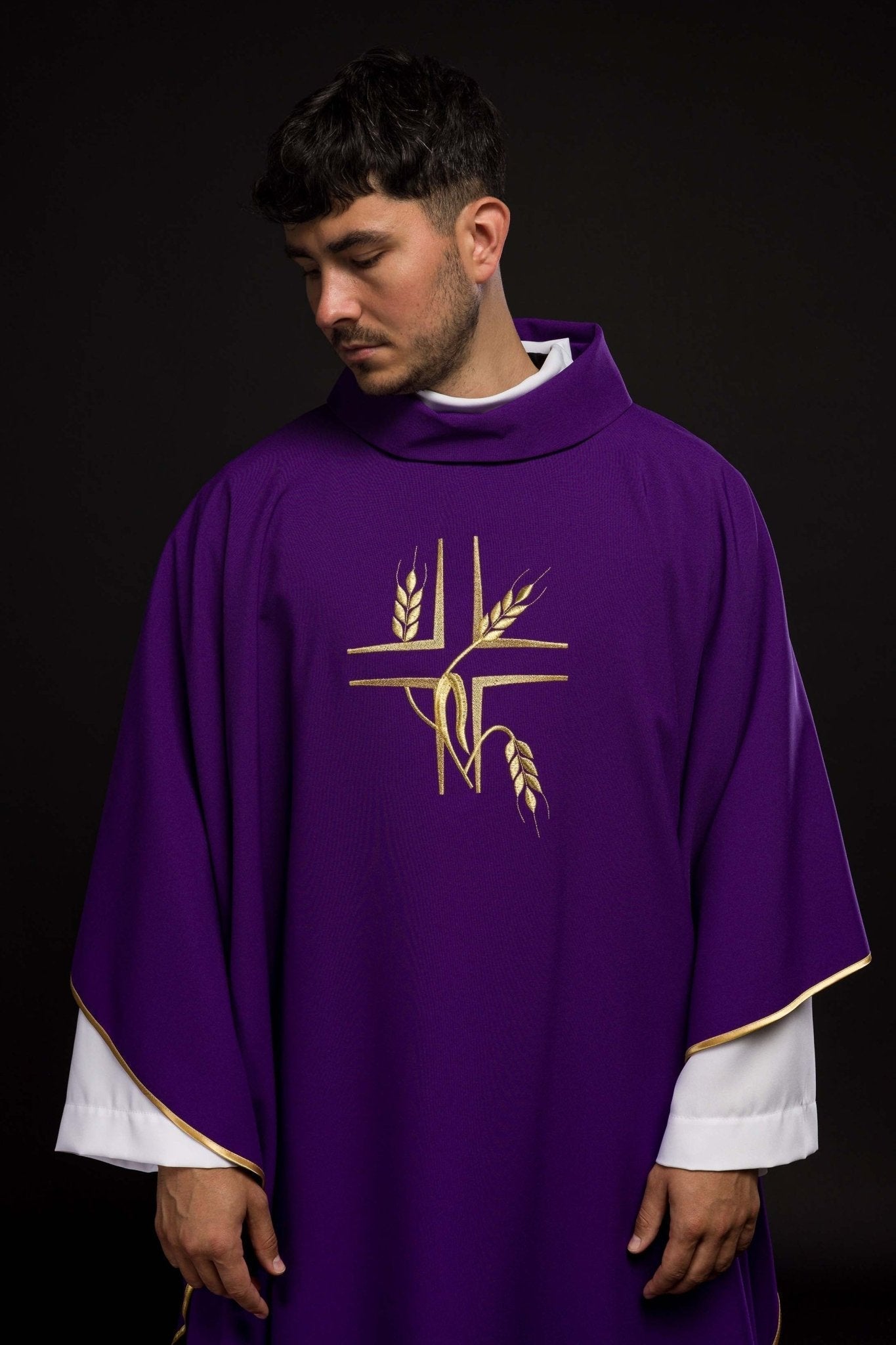 Chasuble embroidered with Purple Cross KOR/016/03/12 FIOLET - HAFTINAUSA.COM