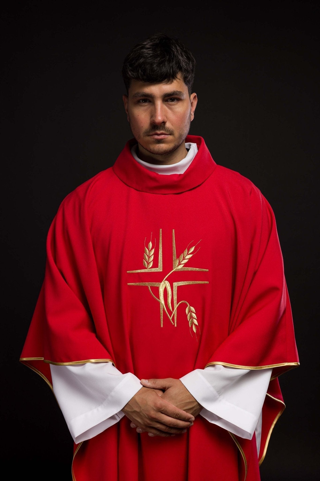 Chasuble embroidered with Red Cross KOR/016/02/12 CZERWONY - HAFTINAUSA.COM