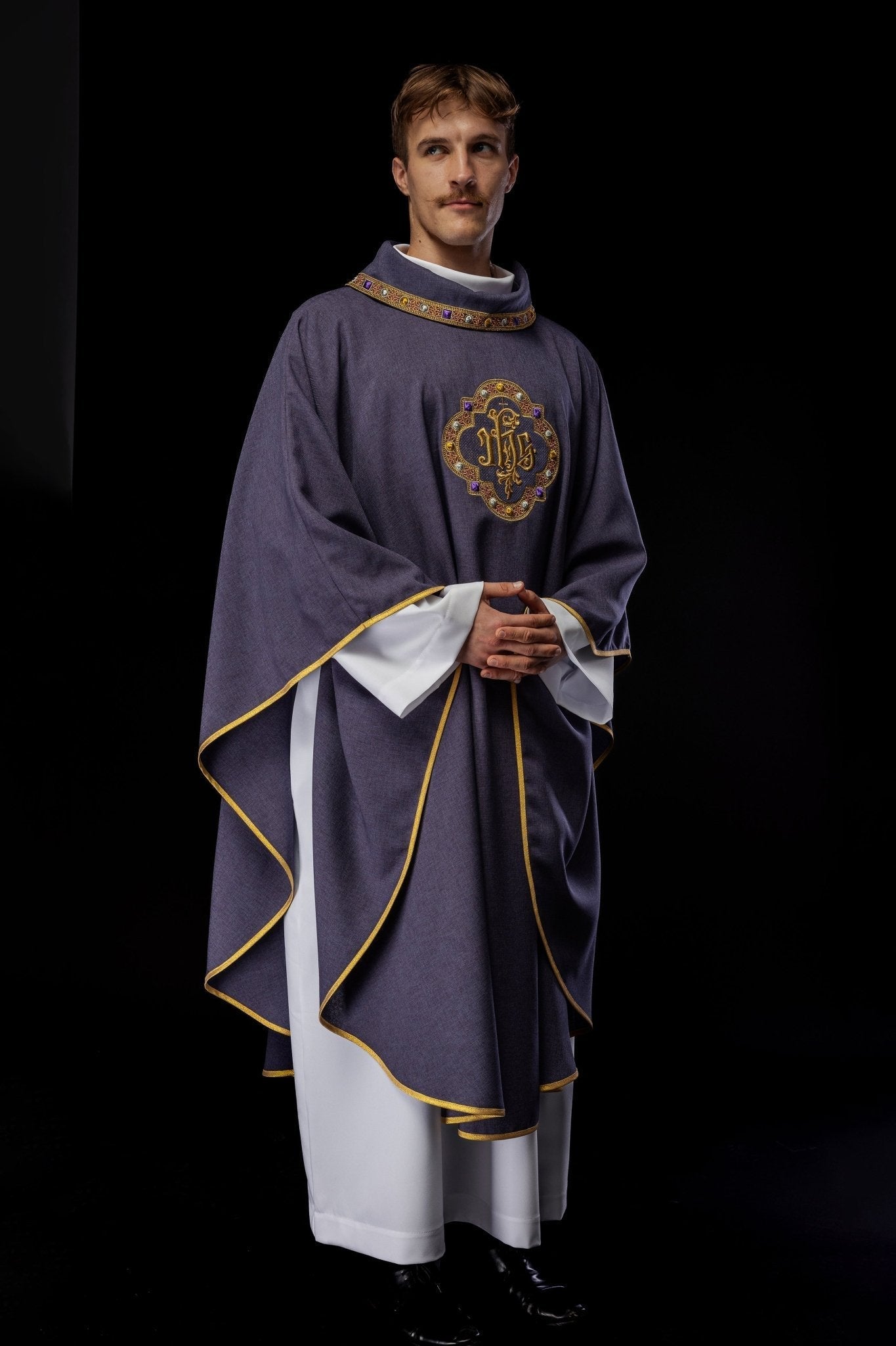 Chasuble IHS embroidered collar in purple S - 7073 - 03 - 70 - HAFTINAUSA.COM