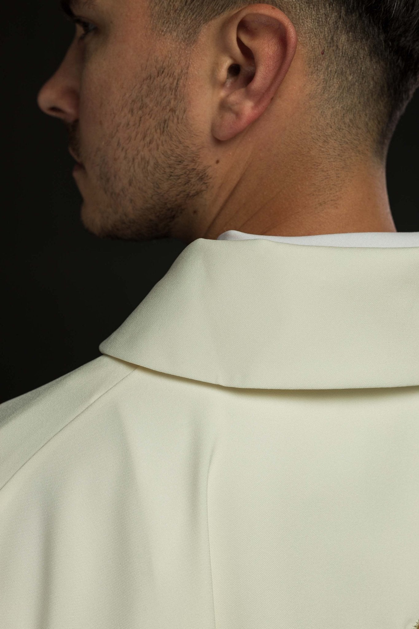 Chasuble with embroidered cross symbol and wide ecru collar KOK/001/05/12/KARO - CHASUBLES.COM