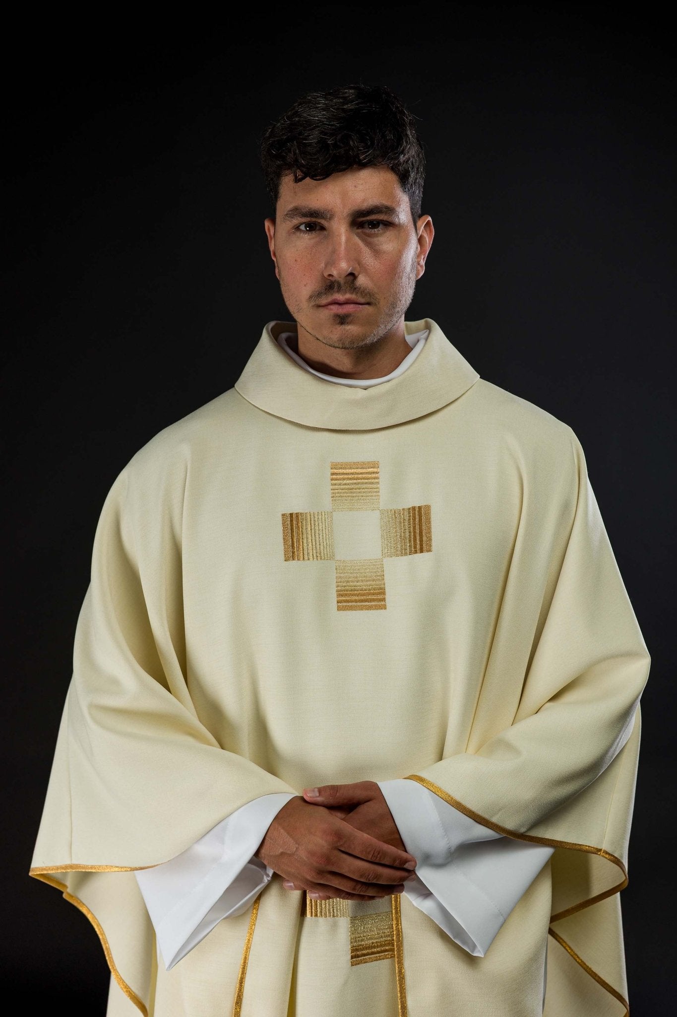Chasuble with embroidered Crosses in ecru HA7011-05 ECRU - CHASUBLES.COM