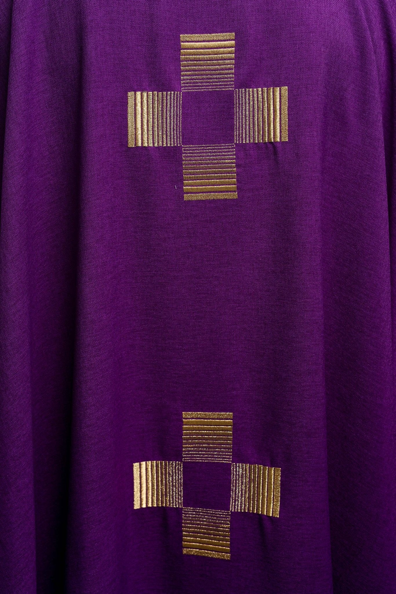 Chasuble with embroidered Crosses in purple HA7011-03 FIOLET - CHASUBLES.COM