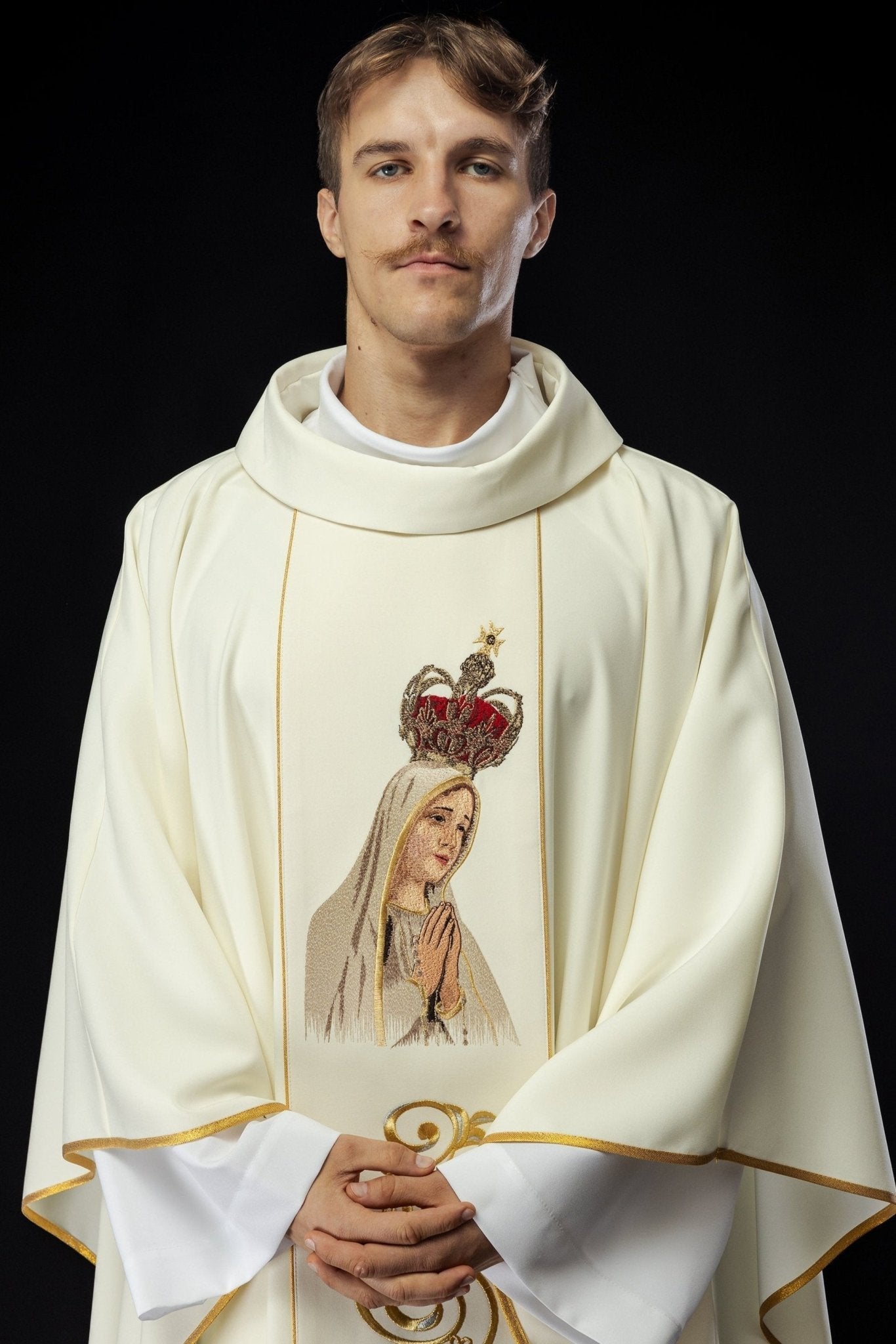 Chasuble with Our Lady of Fatima embroidery KOW2/005/05/01 - HAFTINAUSA.COM