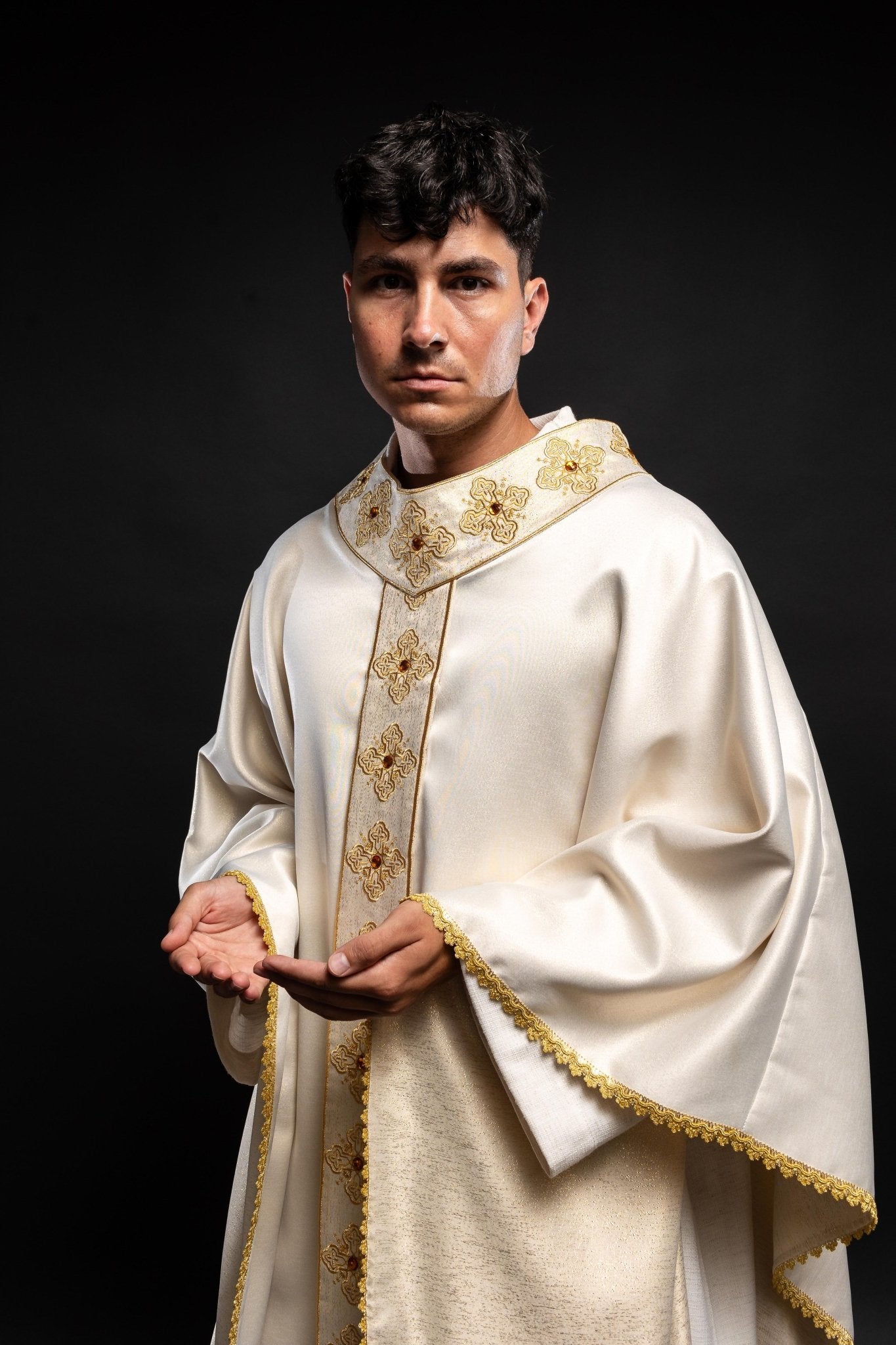 Classic ivory priest robe with decorative stones S - 7056 - 05 - 54 - HAFTINAUSA.COM