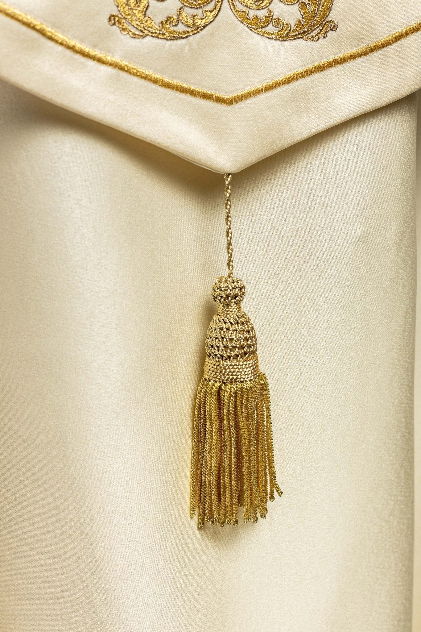 Clerical cope with embroidered gold IHS motif KKP/006/05 ECRU SAT.POMPON 145cm - HAFTINAUSA.COM