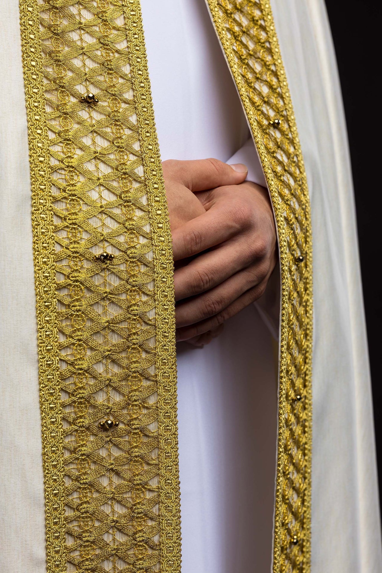 Cope with natural stones Handmade 3018 HM/3018/05/86 ECRU 145cm - CHASUBLES.COM