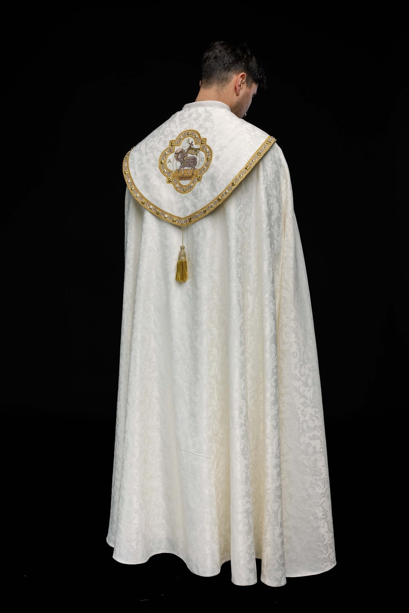 Cope with the Easter Lamb made of decorative fabric S - 3072 - 05 - 88 145cm - HAFTINAUSA.COM