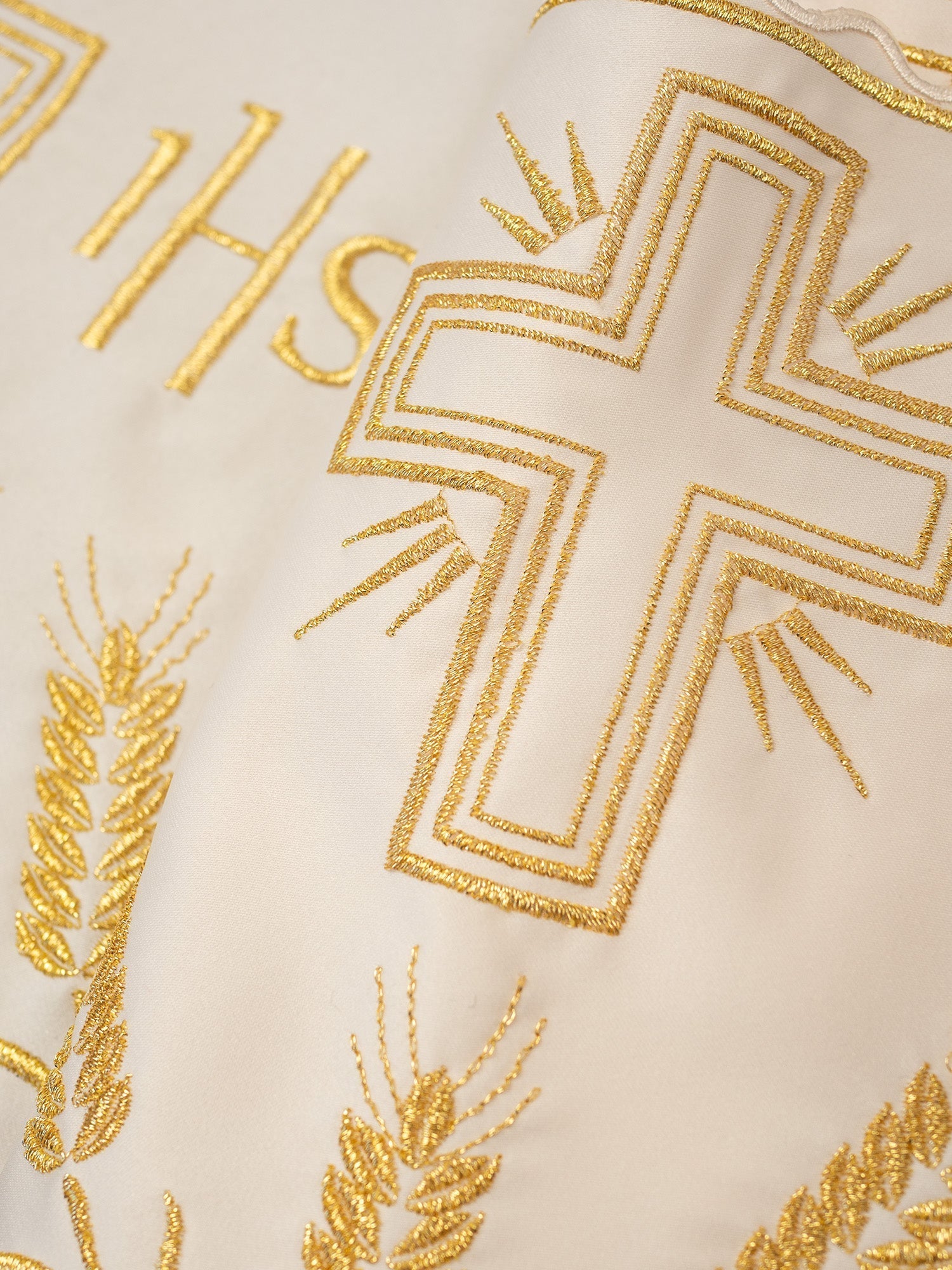 Cream colored liturgical superfrontal with IHS and cross gold embroidery KOM/040/05 20cm 3,5m - HAFTINAUSA.COM