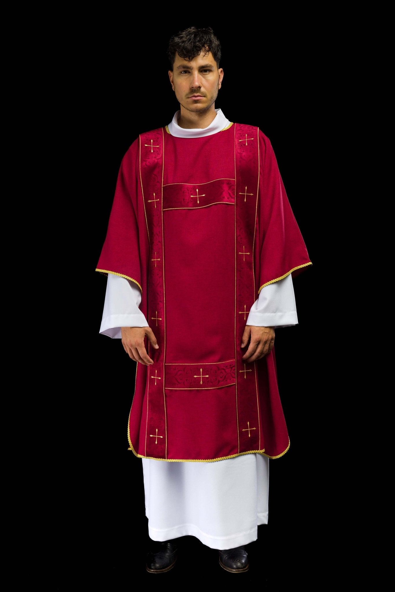 Dalmatic with velvet bands and embroidered golden crosses in red LE/1073/02/B - CHASUBLES.COM