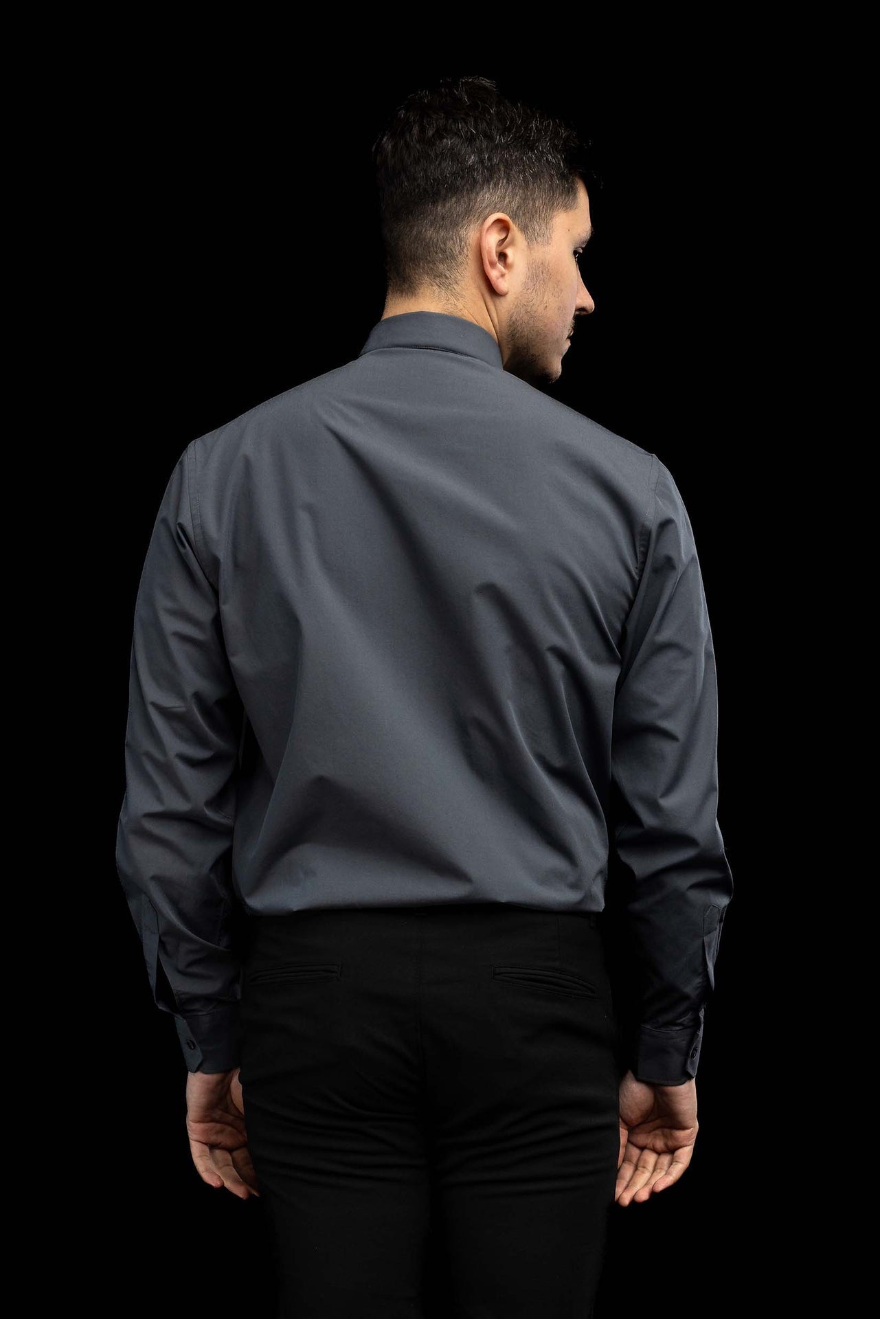 Dark grey long-sleeved clerical shirt with clerical collar KSZ/001/209/DR/38 - CHASUBLES.COM