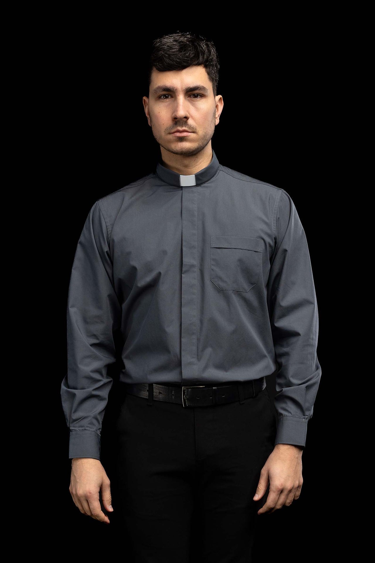 Dark grey long-sleeved clerical shirt with clerical collar KSZ/001/209/DR/38 - CHASUBLES.COM