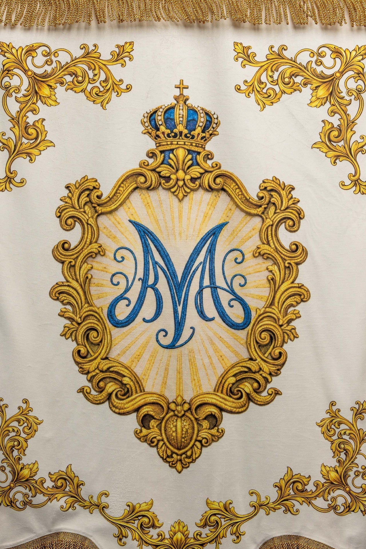 Double-Sided Printed Marian Liturgical Banner with Heart Symbol and Marian Monogram CHD/003/05/109 80*130 - CHASUBLES.COM