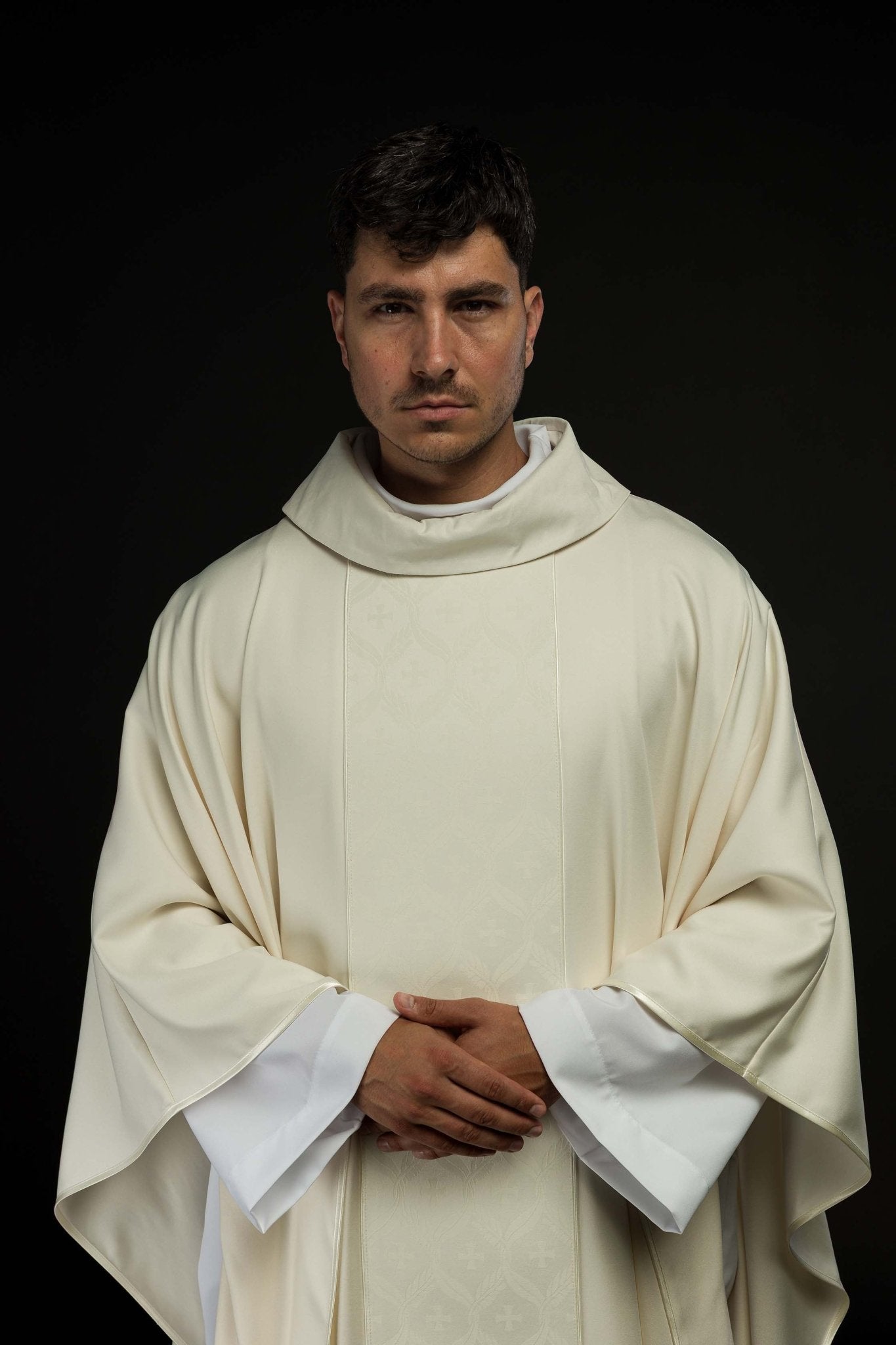 Ecru Chasuble with Jacquard Orphrey Featuring Cross Motifs KOR/402/05/53 - CHASUBLES.COM