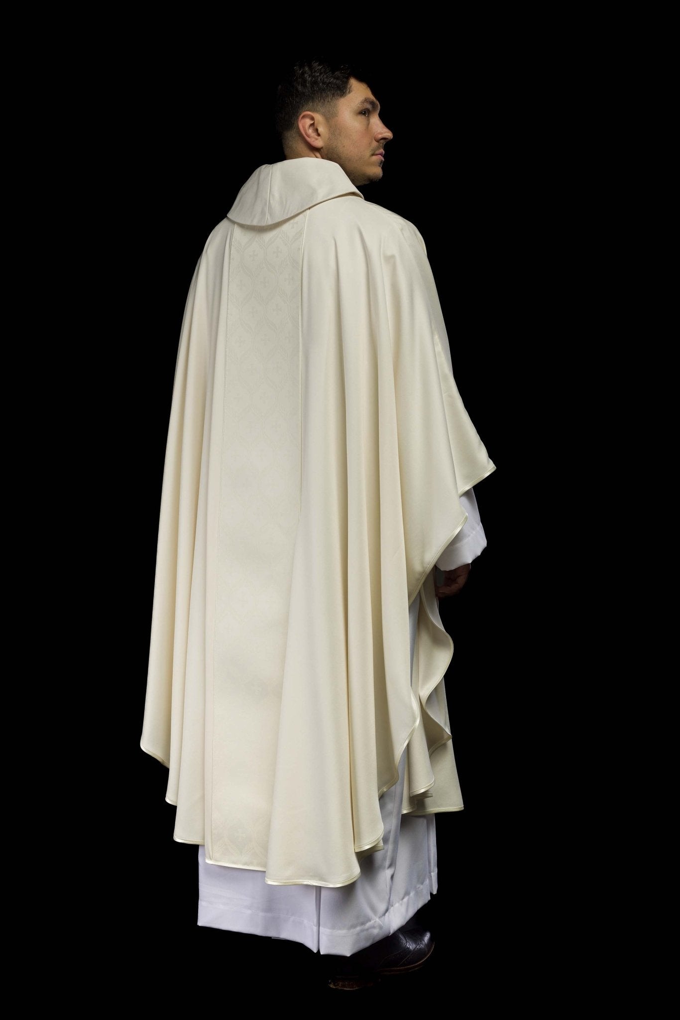 Ecru Chasuble with Jacquard Orphrey Featuring Cross Motifs KOR/402/05/53 - CHASUBLES.COM