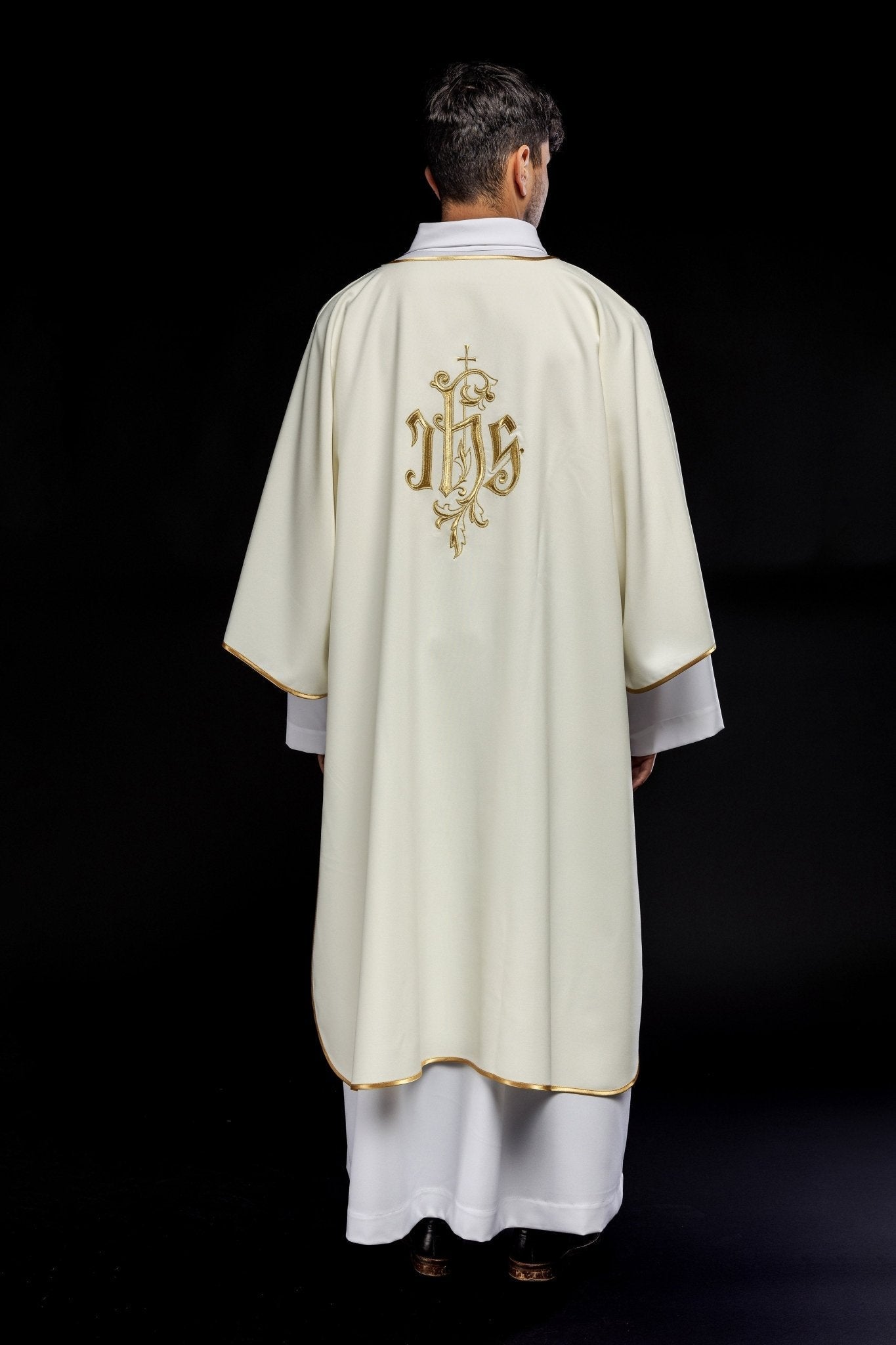 Ecru dalmatic chasuble with classic JHS KDL/032/05/12/D - HAFTINAUSA.COM