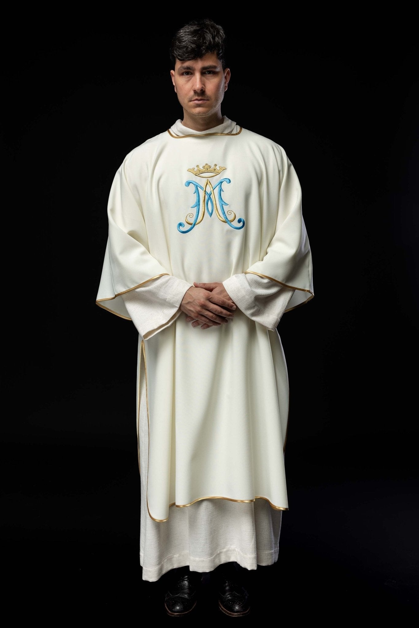 Ecru dalmatic with Marian embroidery KDL/090/05/12/D - HAFTINAUSA.COM