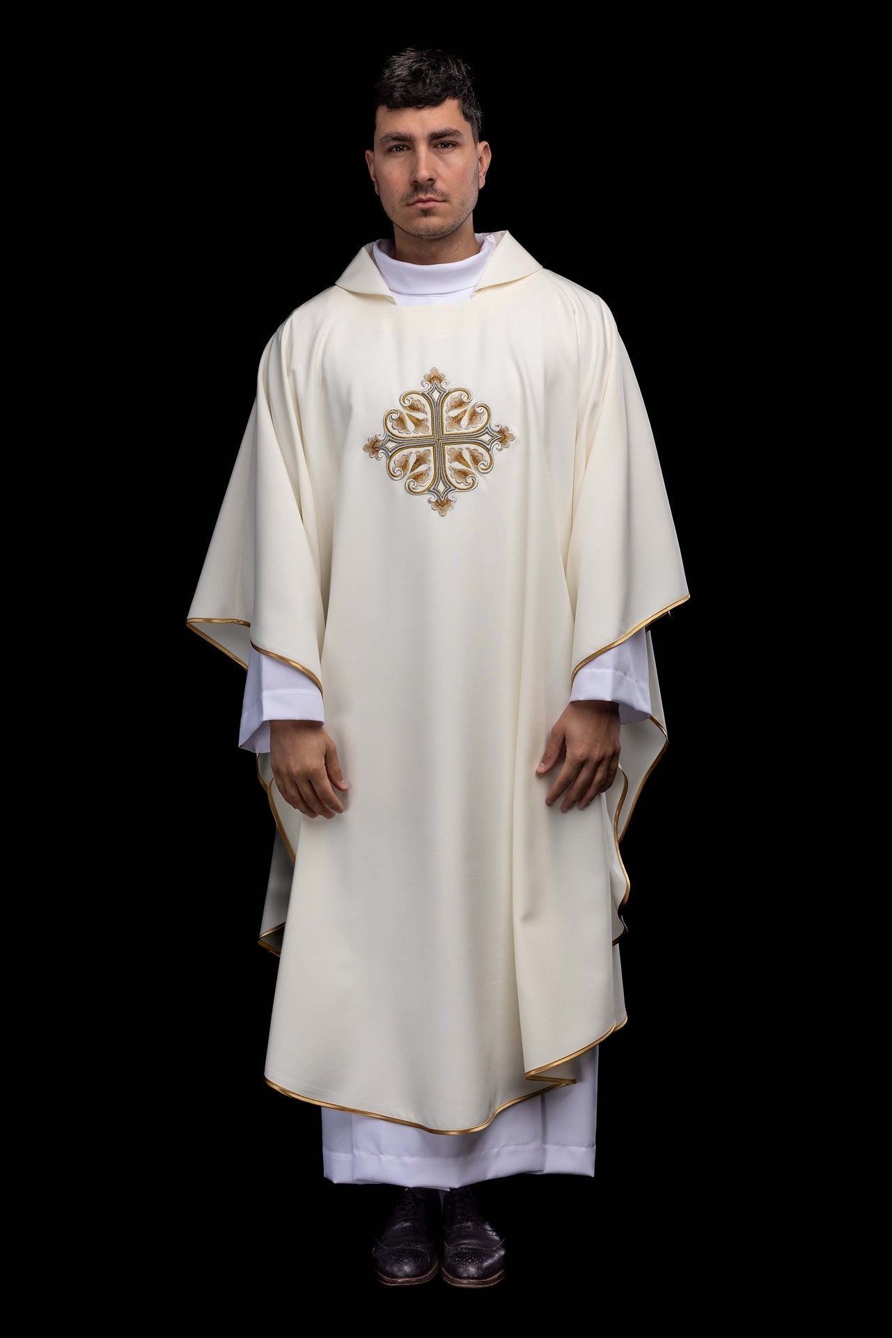 Ecru embroidered chasuble with an ornate cross and a wide collar KOK/003/05/12/KARO - CHASUBLES.COM