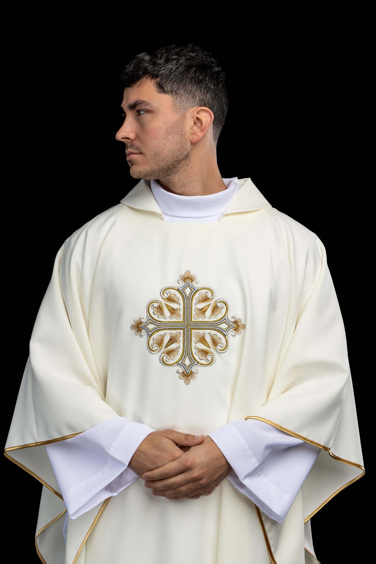 Ecru embroidered chasuble with an ornate cross and a wide collar KOK/003/05/12/KARO - CHASUBLES.COM