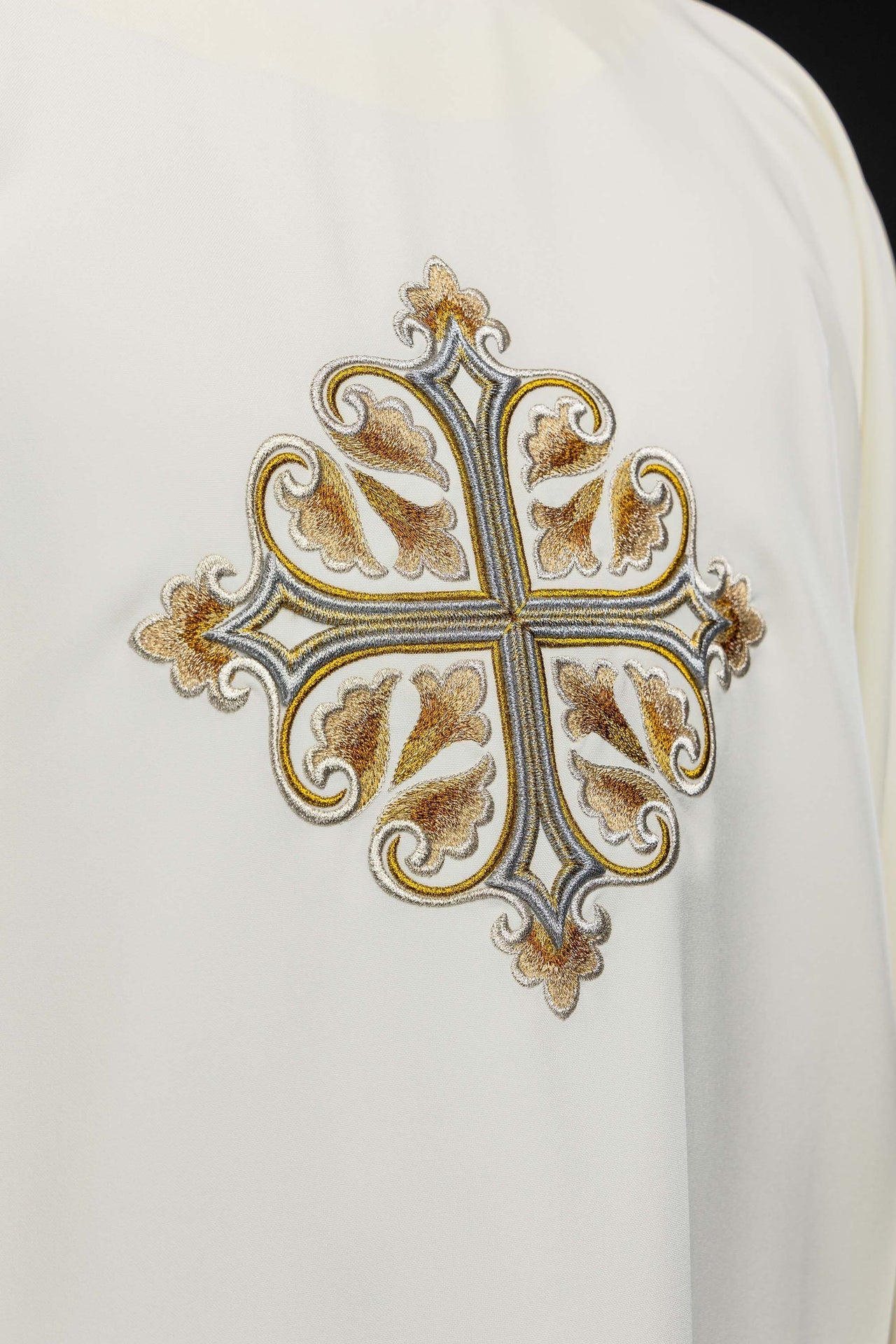 Ecru embroidered chasuble with an ornate cross and a wide collar KOK/003/05/12/KARO - CHASUBLES.COM